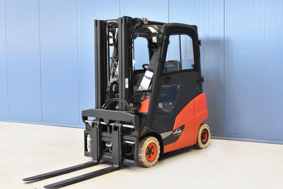 Gabelstapler Gebraucht kaufen – Linde H18T-01 mit Gas in Österreich