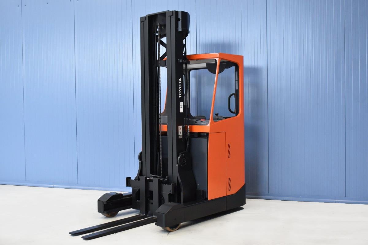 Gabelstapler Gebraucht kaufen – Toyota 8FBRE16 mit Elektro in Österreich