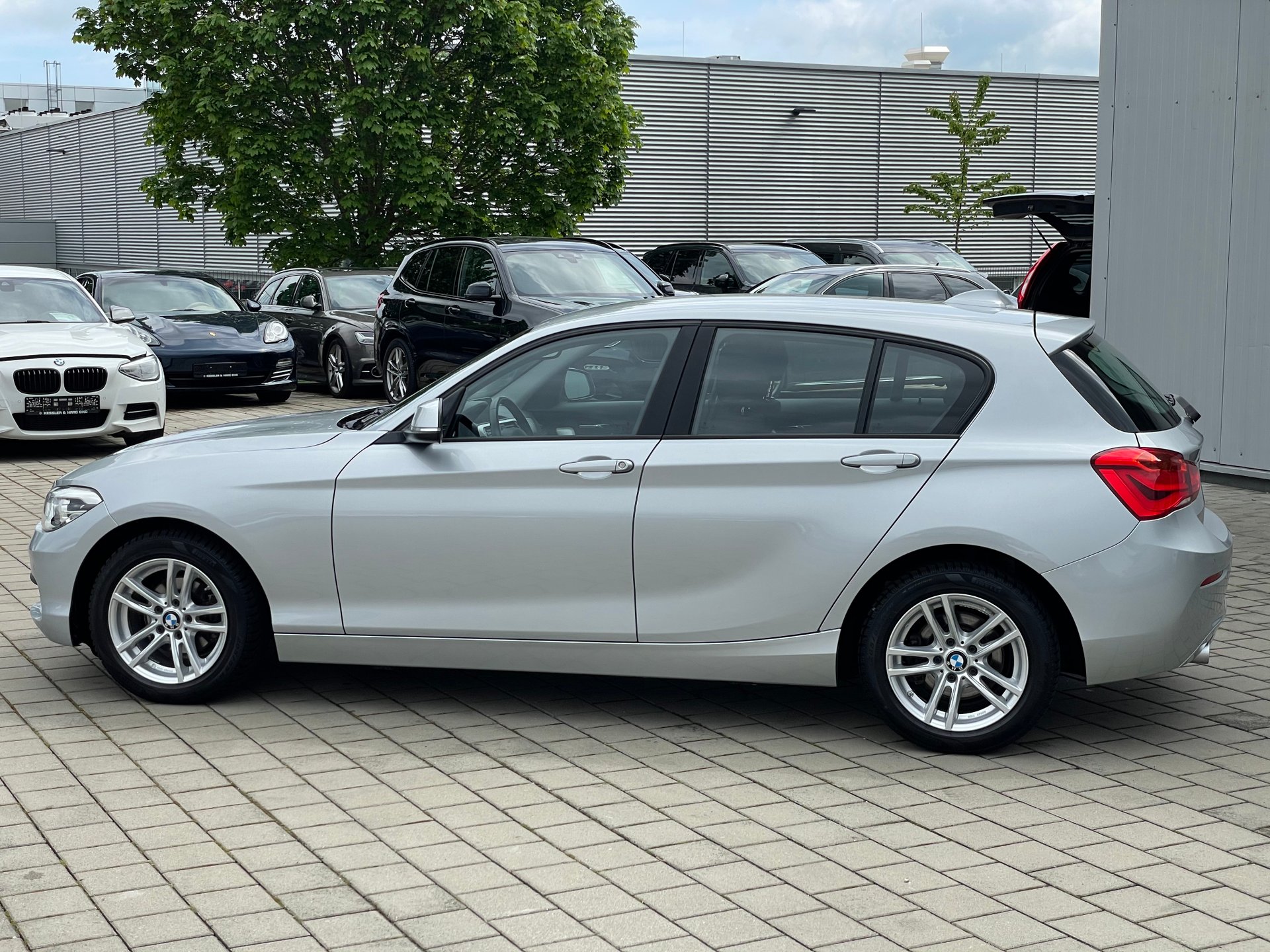 BMW 116d Advantage/ LED/Navi/Business/PDC/1Hand – Bild 11