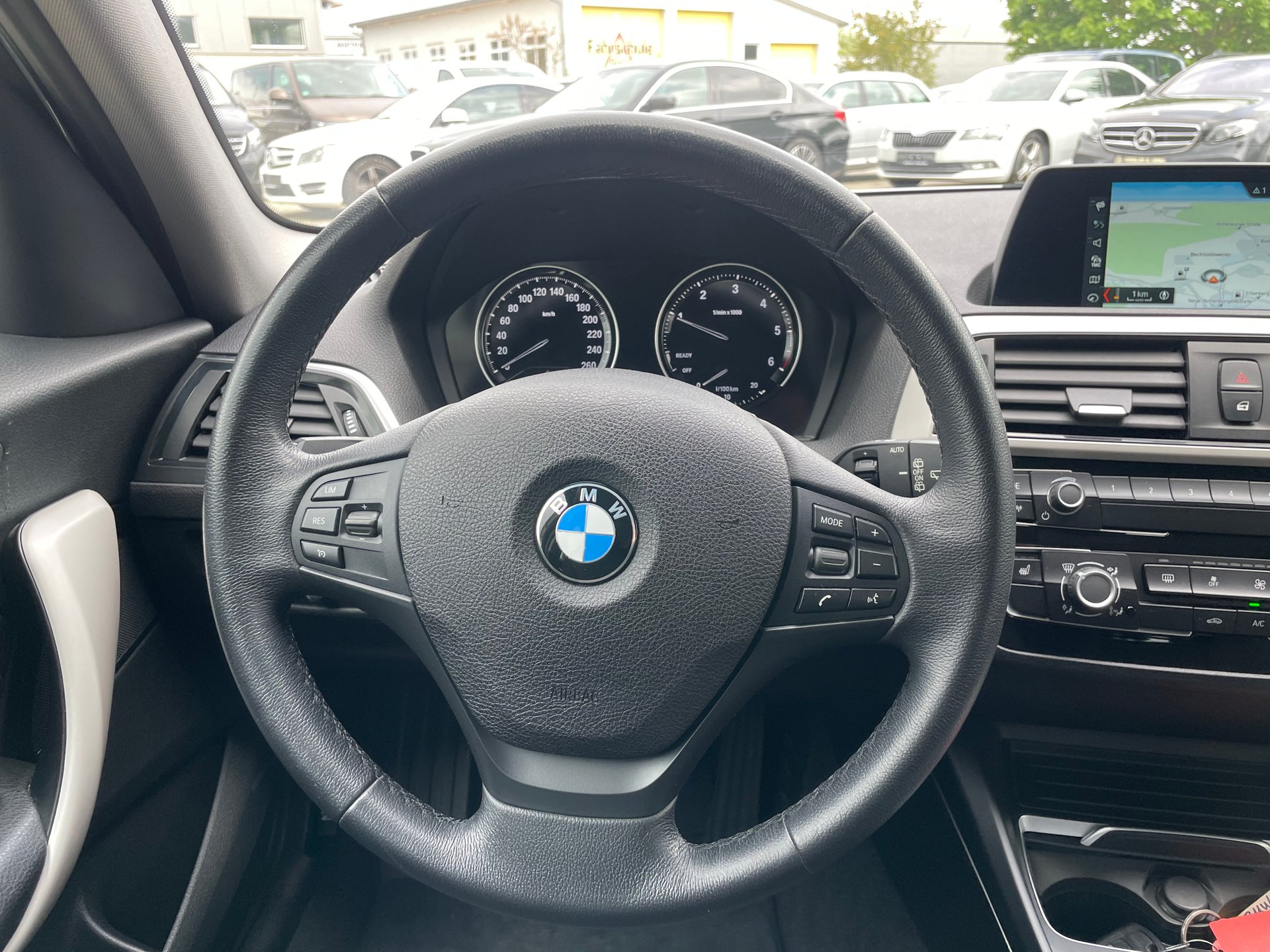 BMW 116d Advantage/ LED/Navi/Business/PDC/1Hand – Bild 16
