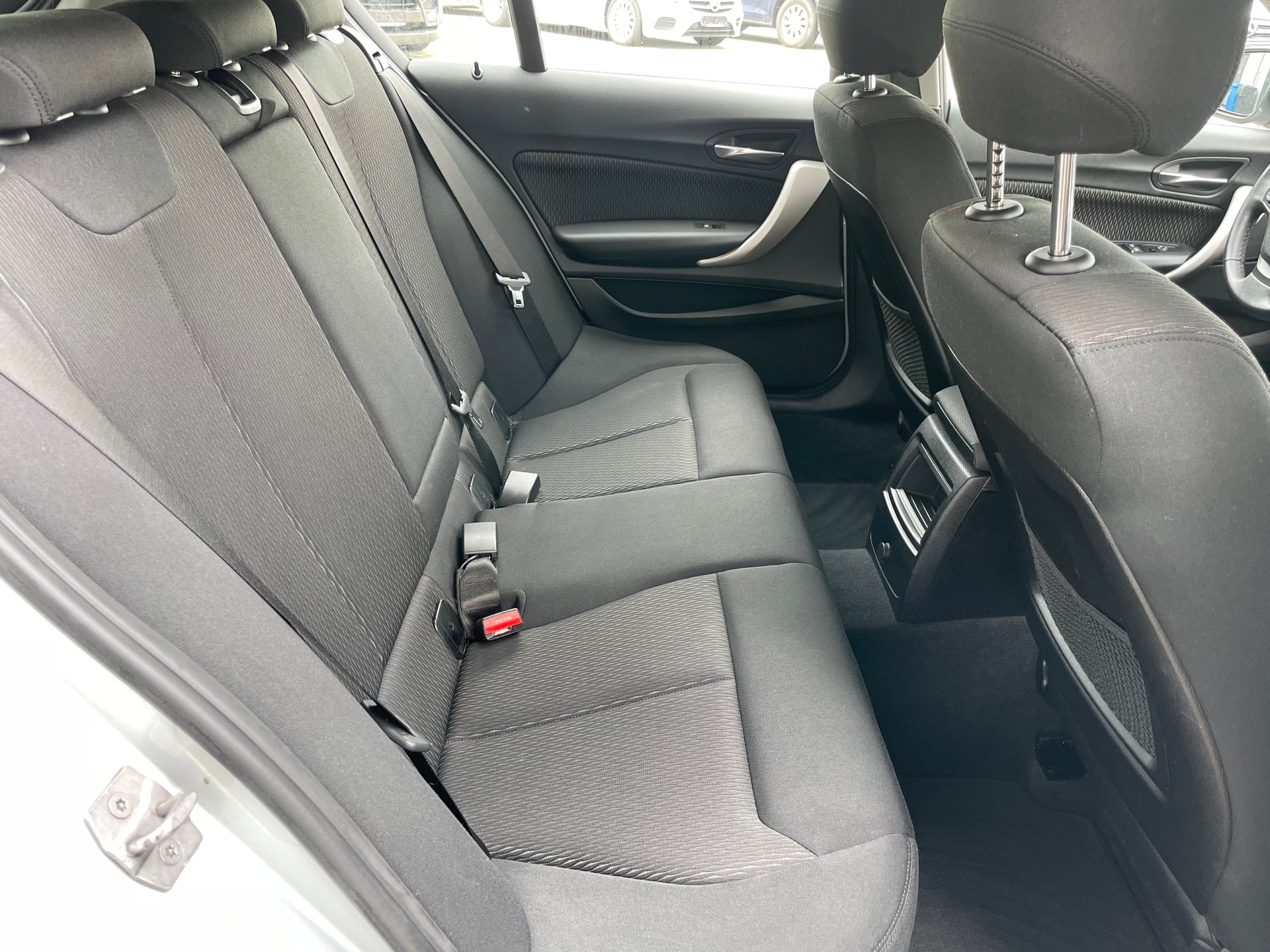 BMW 116d Advantage/ LED/Navi/Business/PDC/1Hand – Bild 24