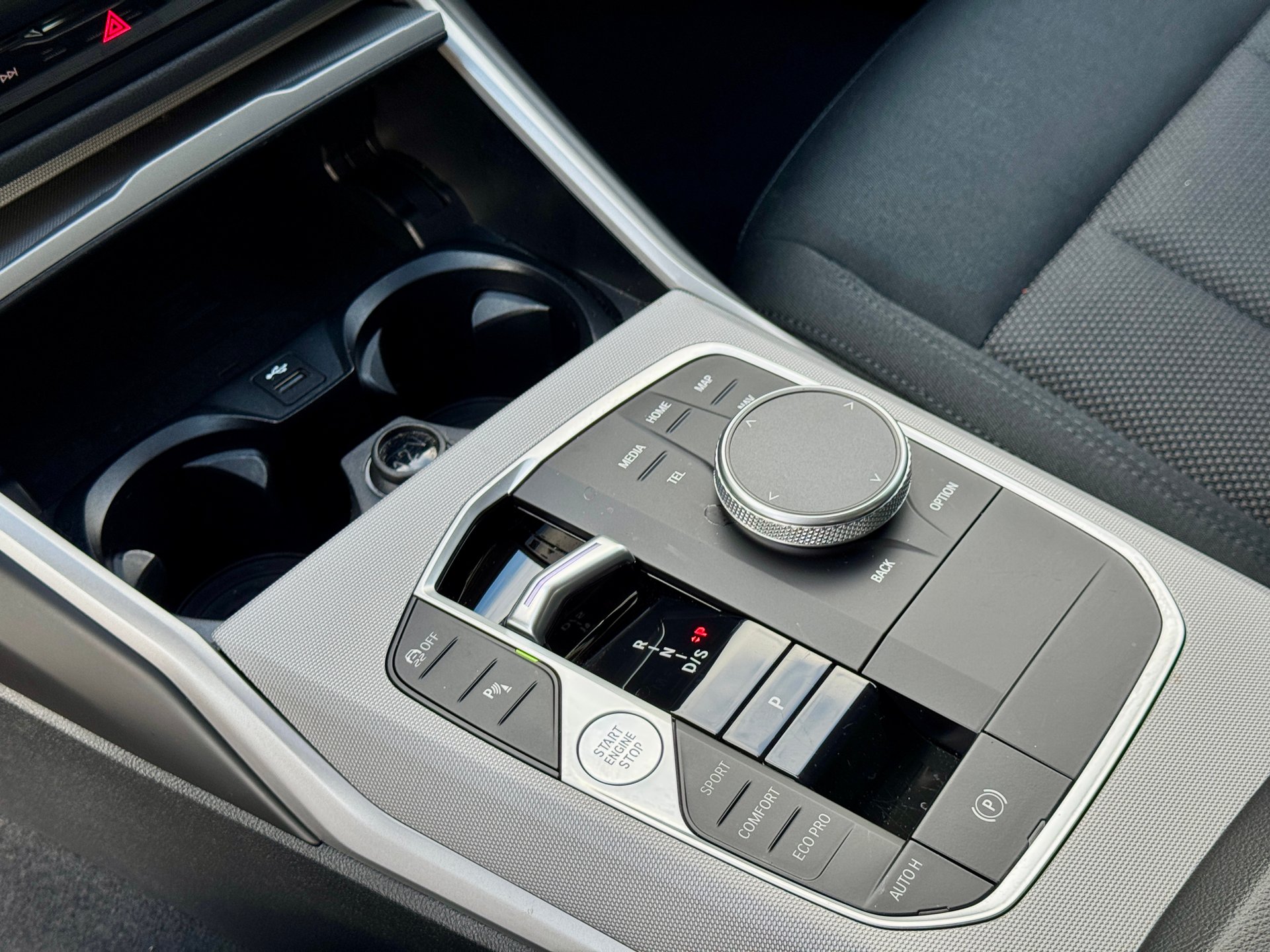 BMW 320 d xDrive*Facelift* PDC Navi 1Hand – Bild 18