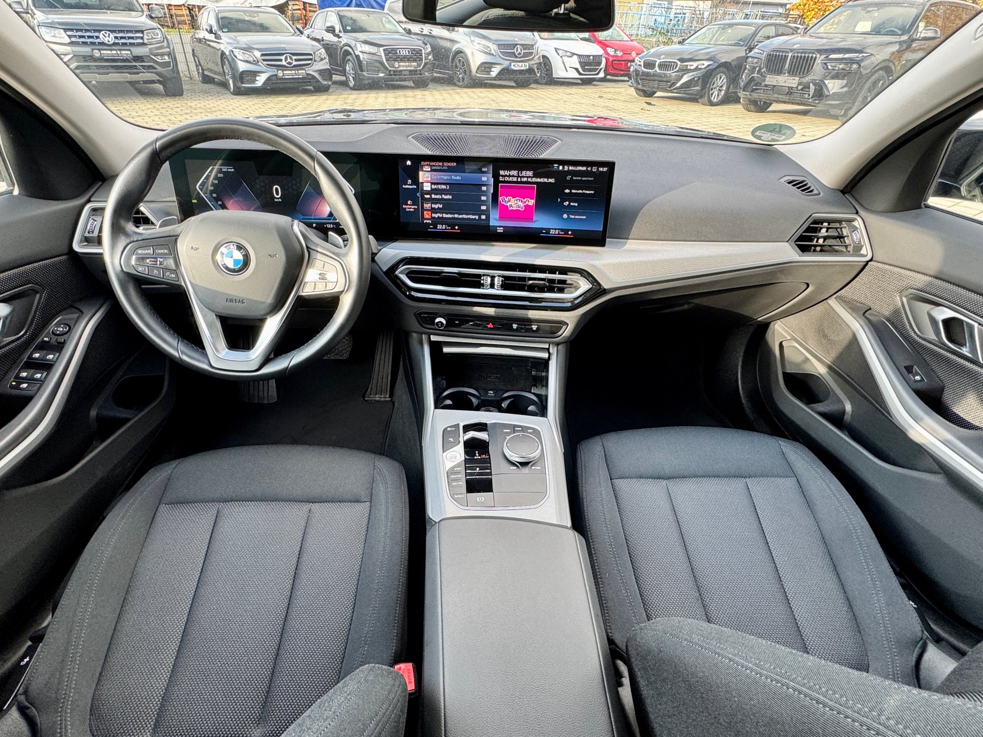 BMW 320 d xDrive*Facelift* PDC Navi 1Hand – Bild 14