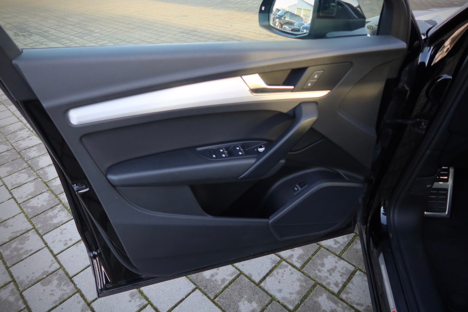 Audi Q5 50 TDI quattro sport#8xALU#STANDHZ#LUFT#ACC# – Bild 8