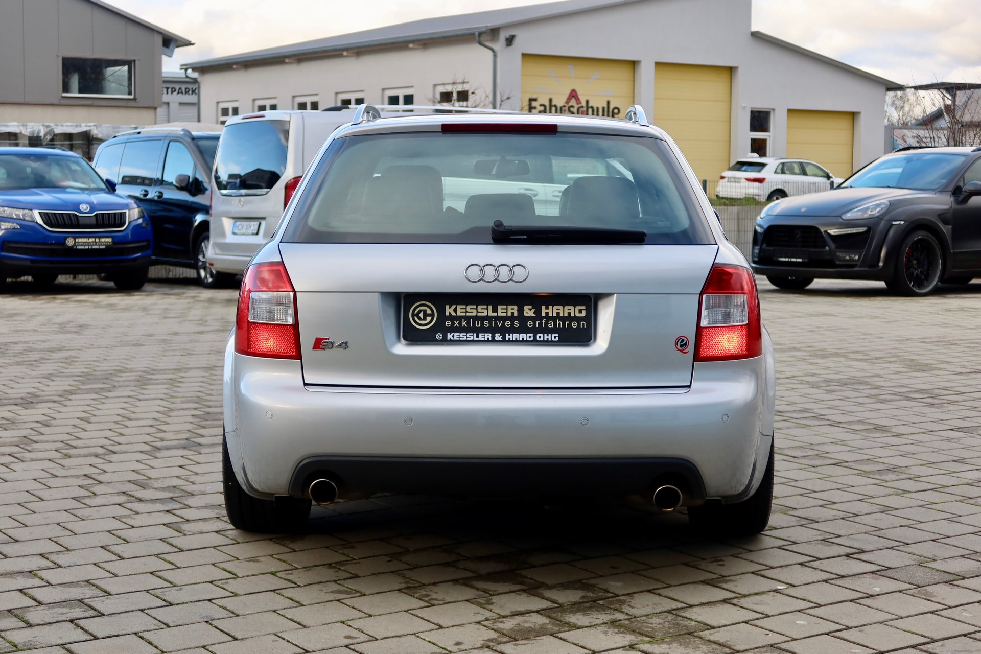 Audi S4 Avant 4.2 quattro#BOSE#TEMP#SOLAR/SCHIEB#RECARO# – Bild 7