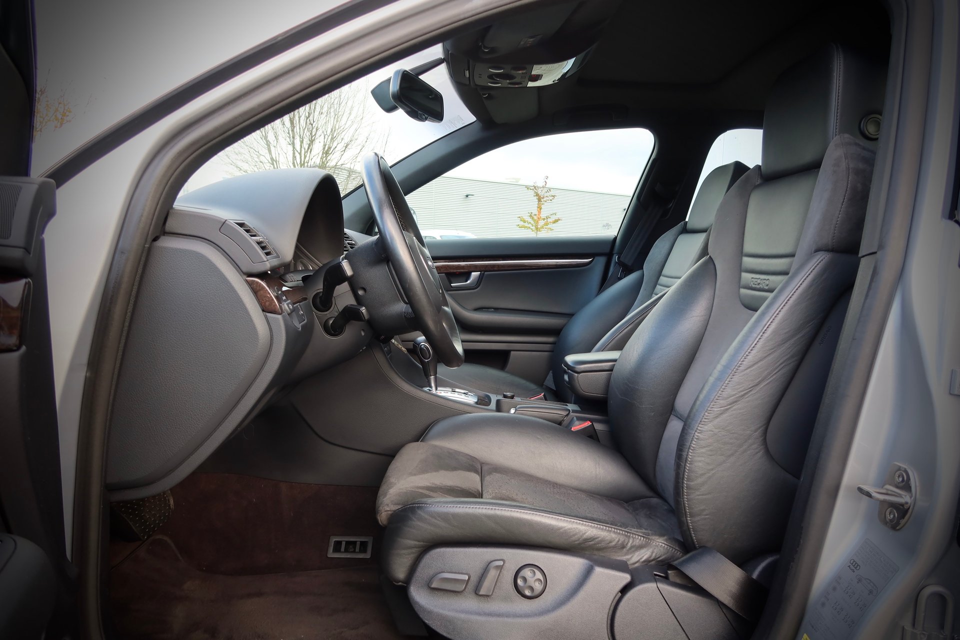 Audi S4 Avant 4.2 quattro#BOSE#TEMP#SOLAR/SCHIEB#RECARO# – Bild 10