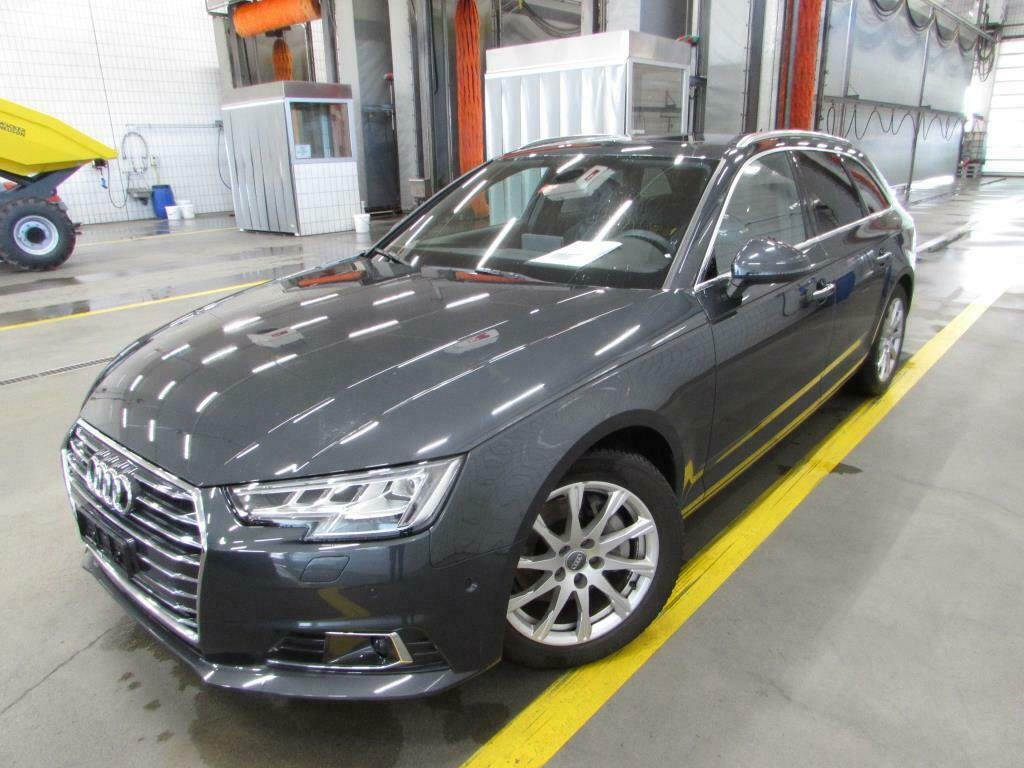 Audi A4 Avant design quattro virtual