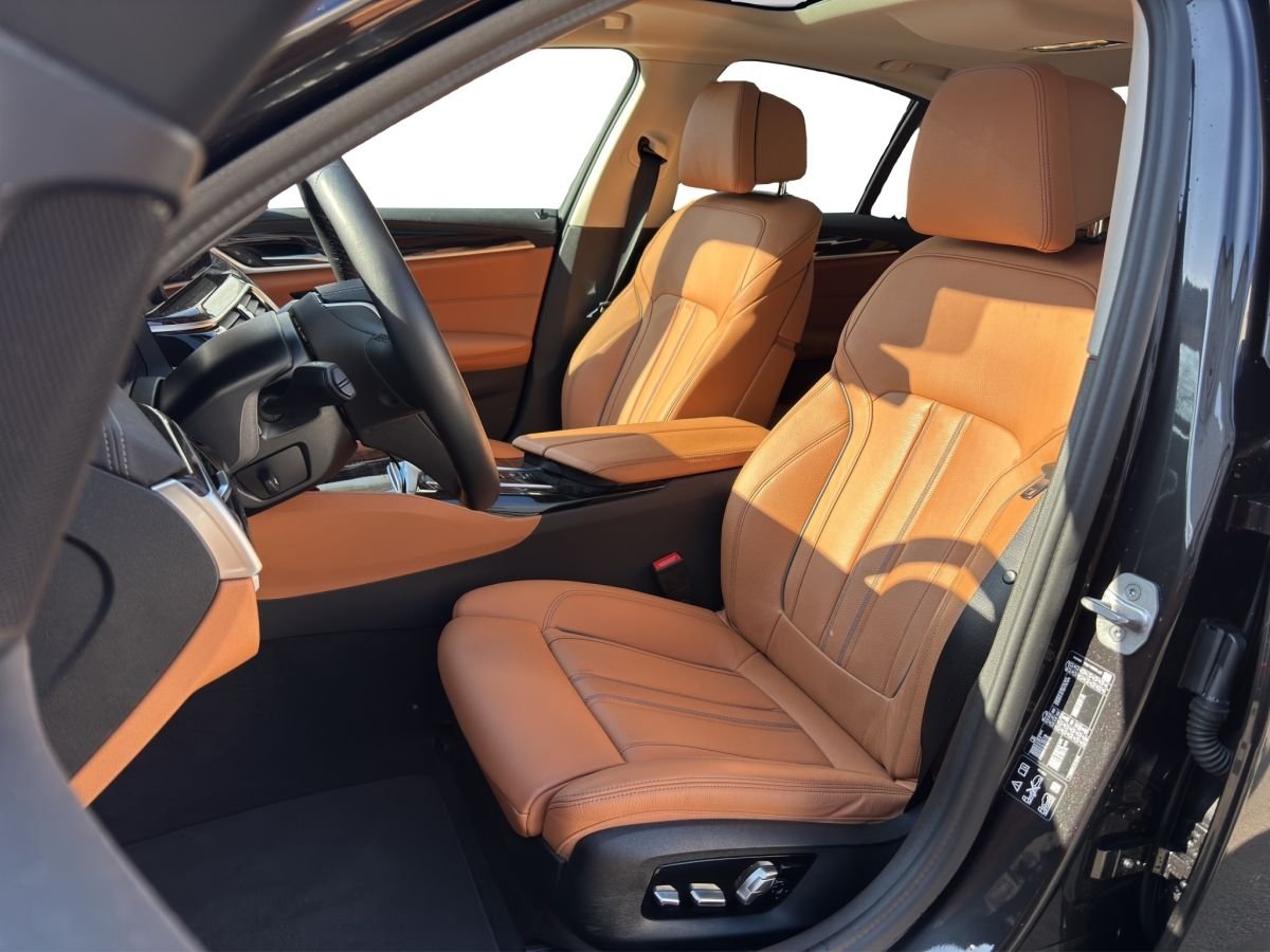 BMW 540i xDrive Limousine Luxury Line TOP AUSSTATTUN – Bild 8