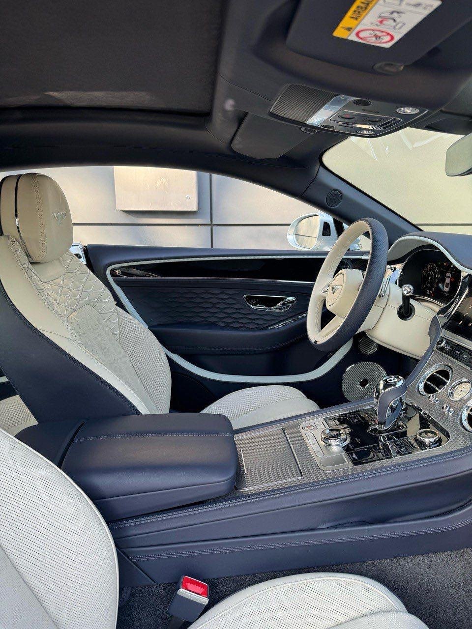 Bentley CONTINENTAL GT V8 Mulliner Breeze – Bild 13