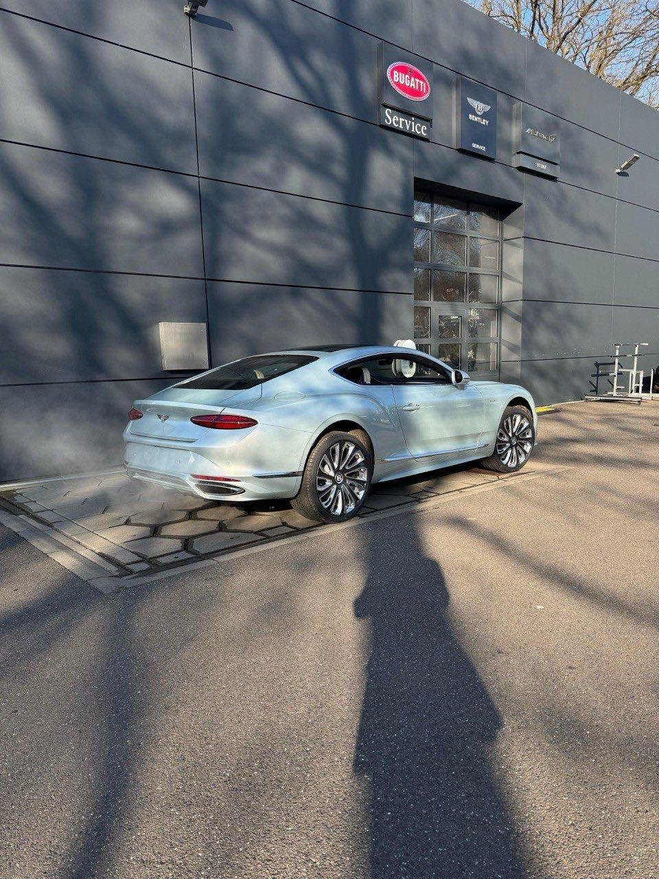 Bentley CONTINENTAL GT V8 Mulliner Breeze – Bild 2