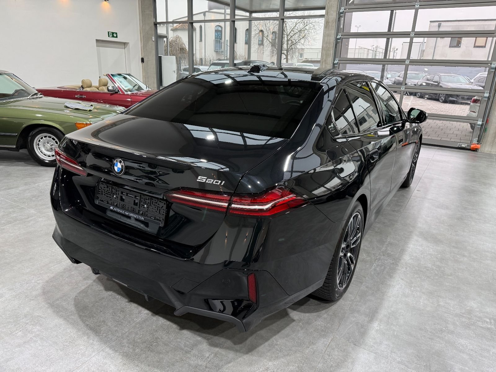 BMW 520 i M Sport*Pano*Carbon*H&K*4SHZ*HUD*360°* – Bild 7