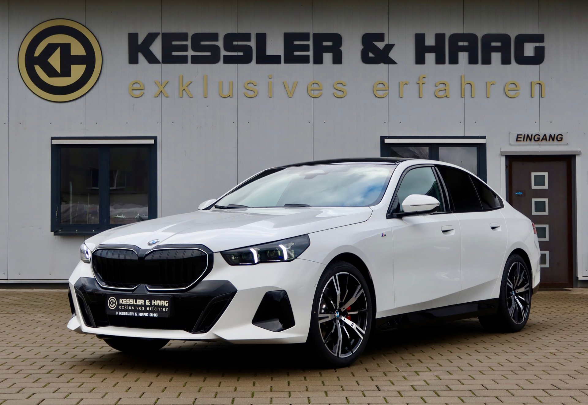 BMW 520 d xDrive M Sport PRO#PANO#H&K#DA+#AHK#