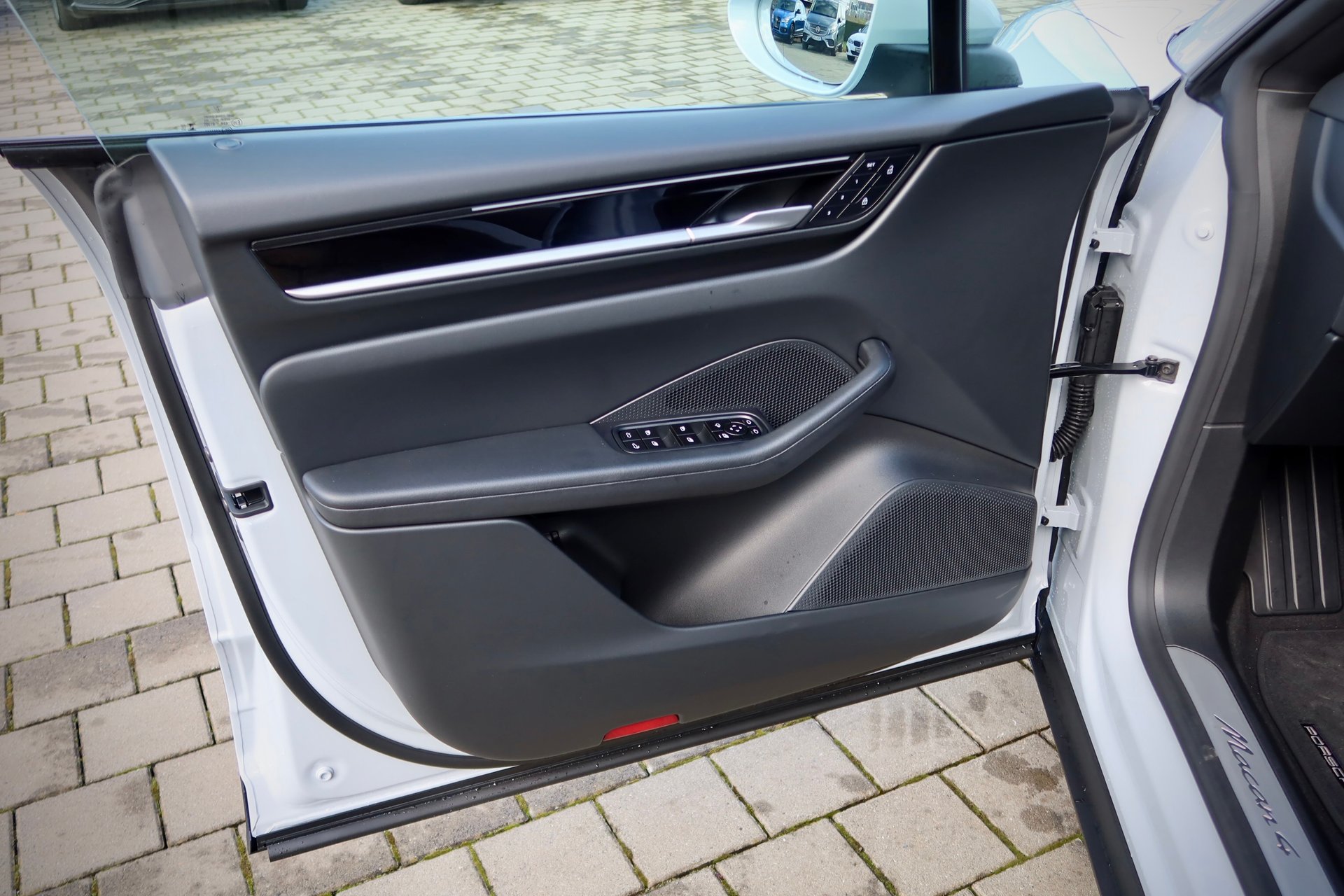 Porsche Macan 4#LUFT#Privacy#ACC#21ZOLL#LUFT#KEY-GO# – Bild 10