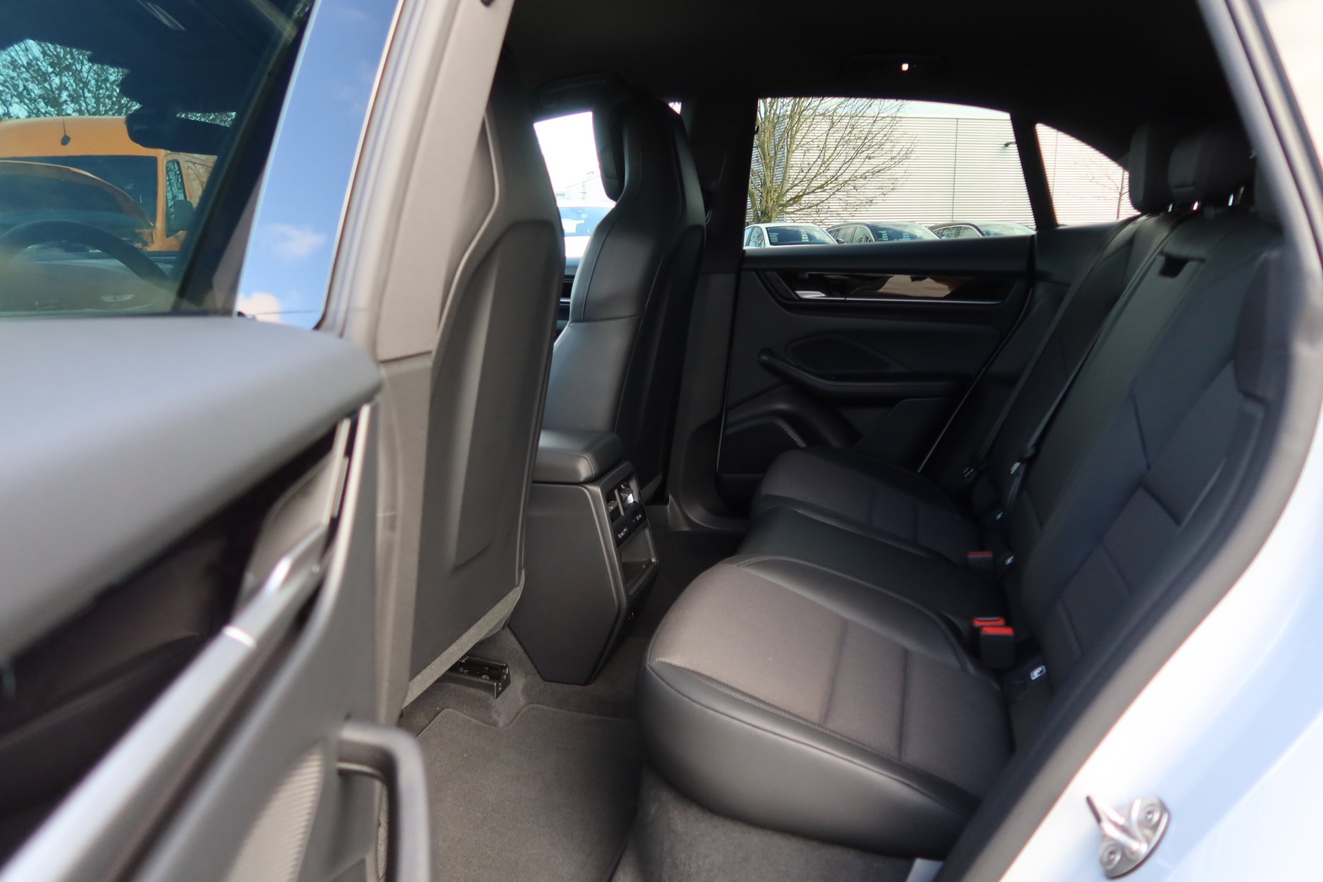 Porsche Macan 4#LUFT#Privacy#ACC#21ZOLL#LUFT#KEY-GO# – Bild 22