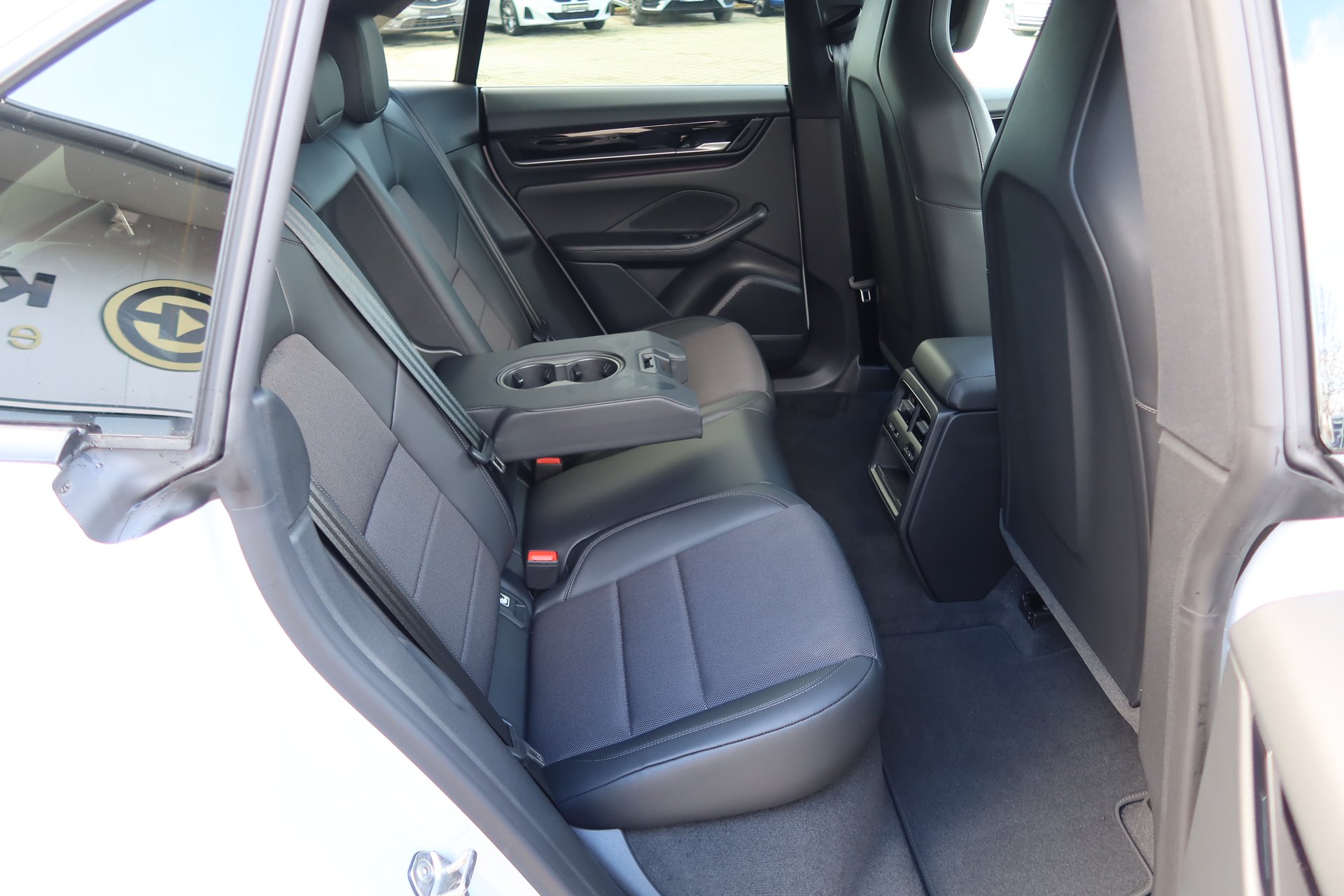 Porsche Macan 4#LUFT#Privacy#ACC#21ZOLL#LUFT#KEY-GO# – Bild 23
