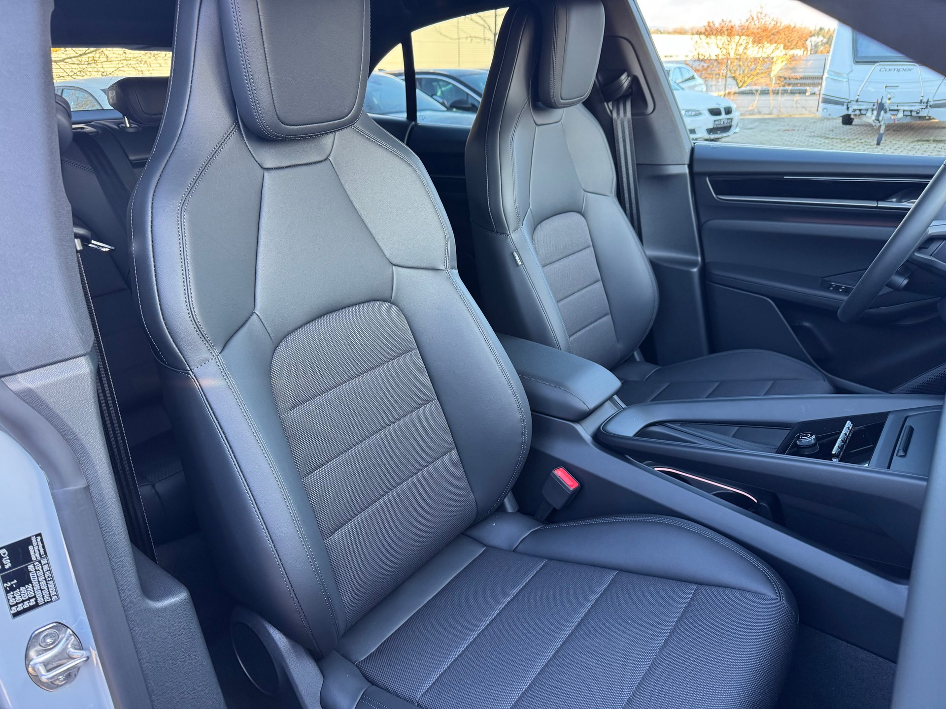Porsche Macan 4#LUFT#Privacy#ACC#21ZOLL#LUFT#KEY-GO# – Bild 19