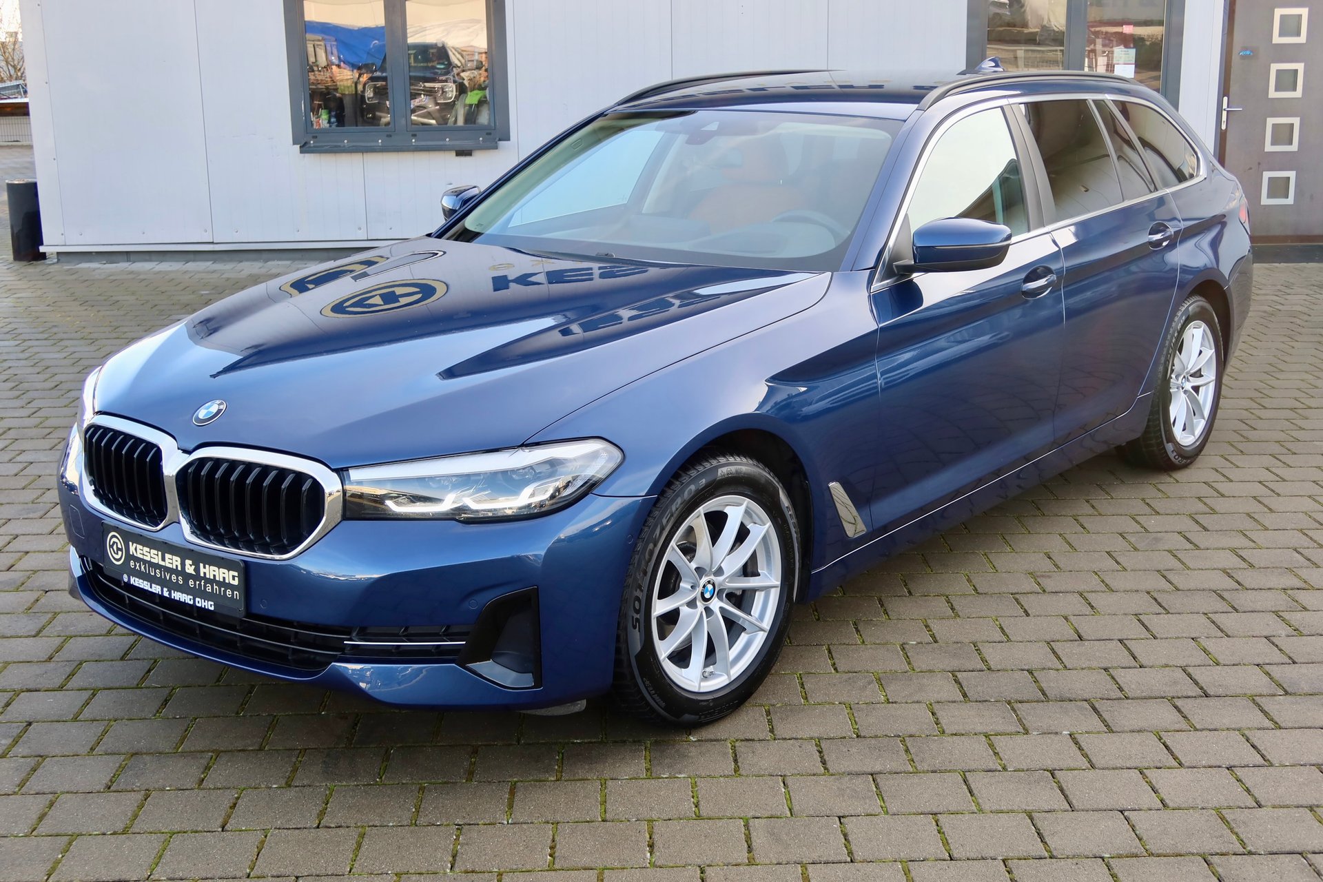 BMW 520d T Aut | HUD | Standhzg | Leder beige | 1.Hd HU neu – Bild 2