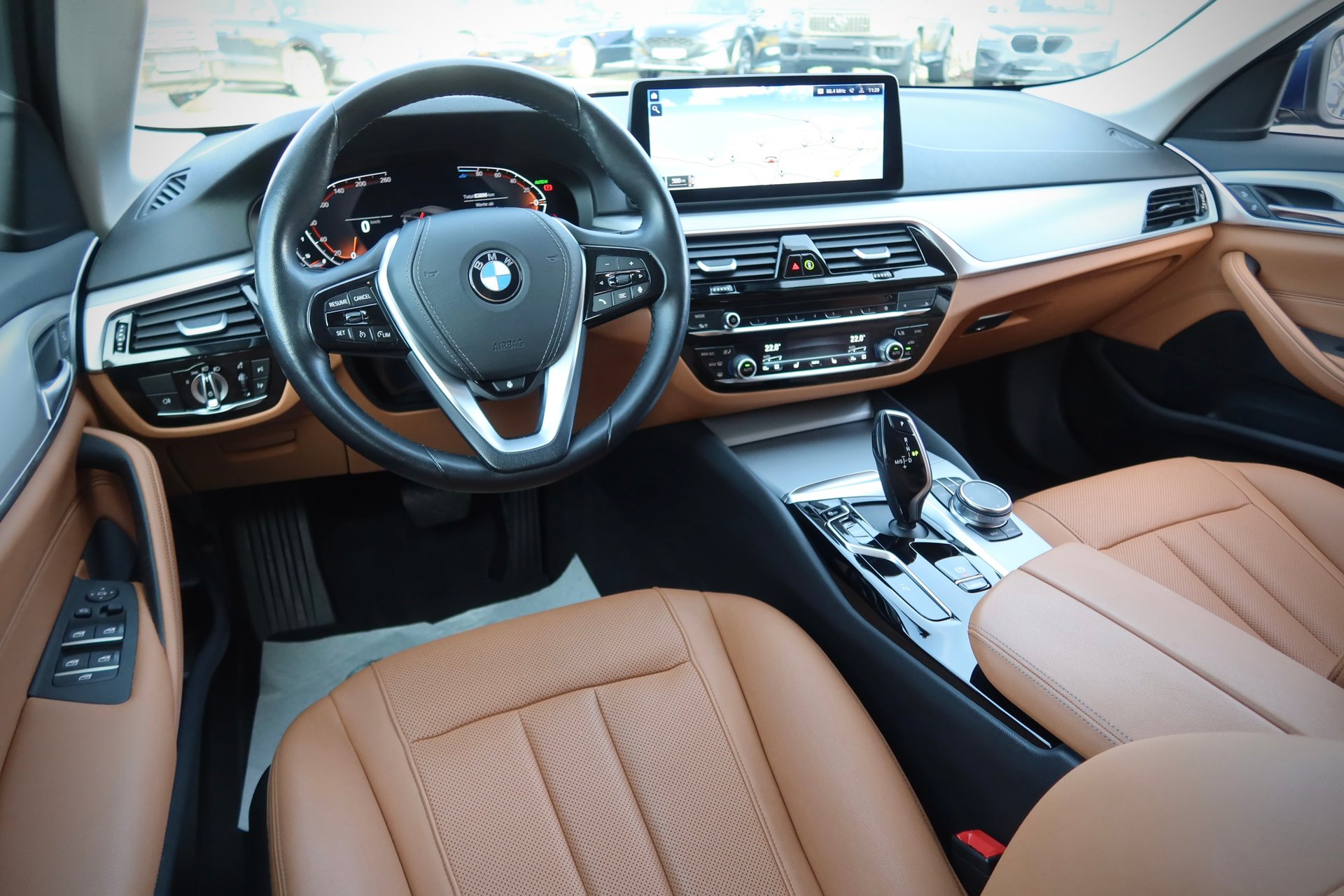 BMW 520d T Aut | HUD | Standhzg | Leder beige | 1.Hd HU neu – Bild 14