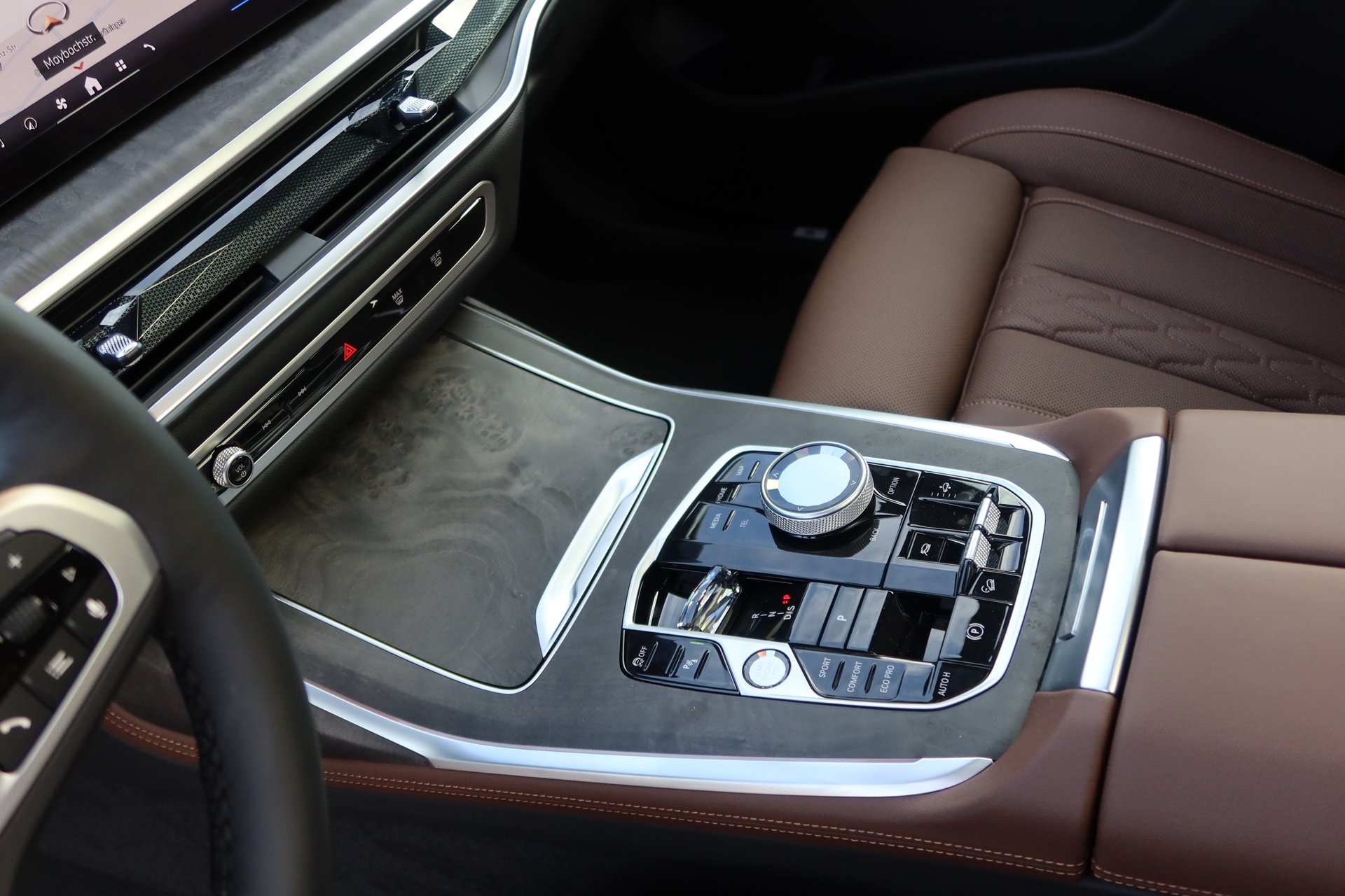 BMW X7 xDrive 40d M-Sport#B&W#SKY#KRISTAL#STOCK – Bild 11