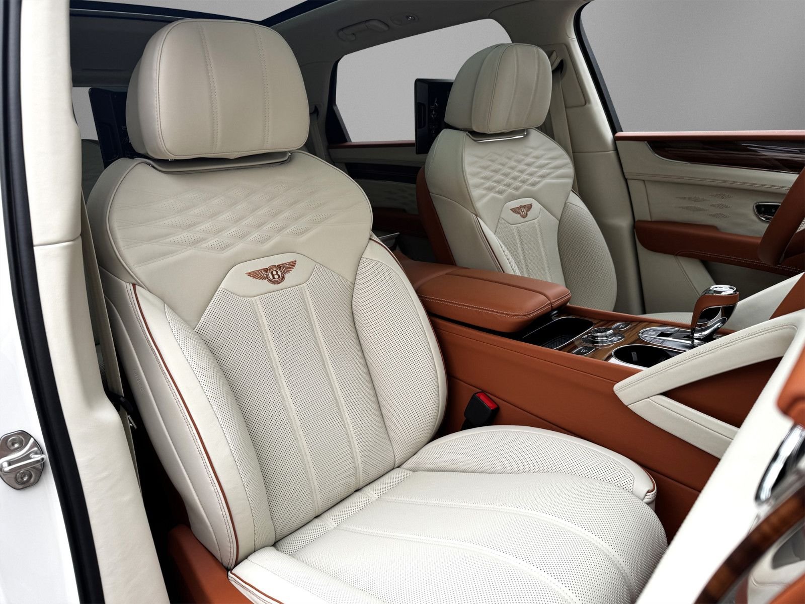 Bentley Bentayga V8 EWB Azure MY 25 – Bild 13