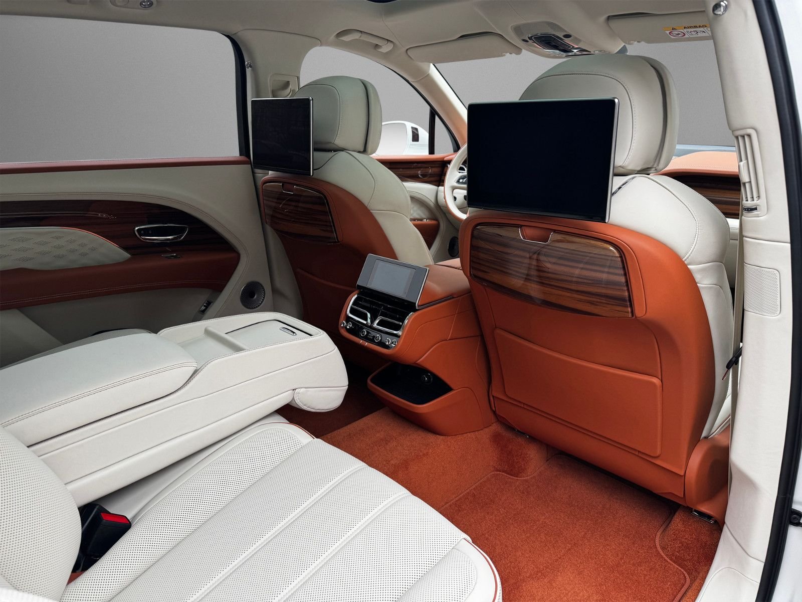 Bentley Bentayga V8 EWB Azure MY 25 – Bild 15