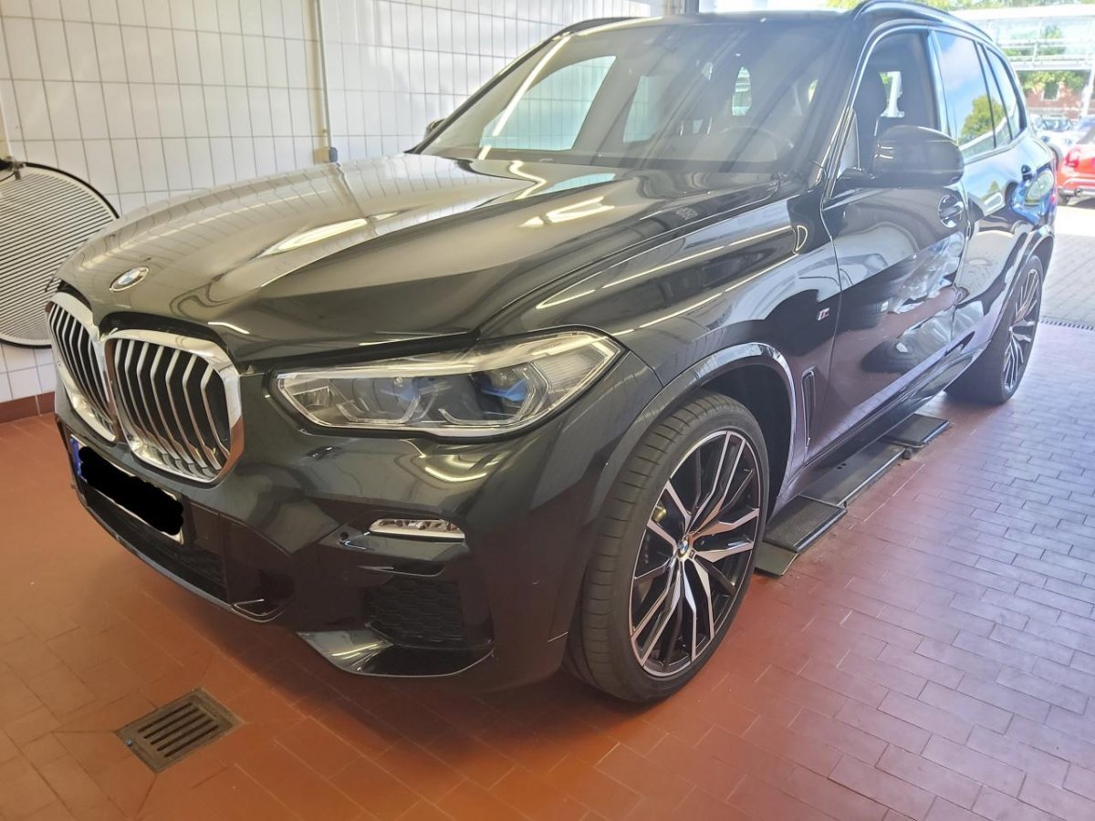 BMW X5 xDrive 40 i M-Sport#LUFT#PANO#H&K#1HAND
