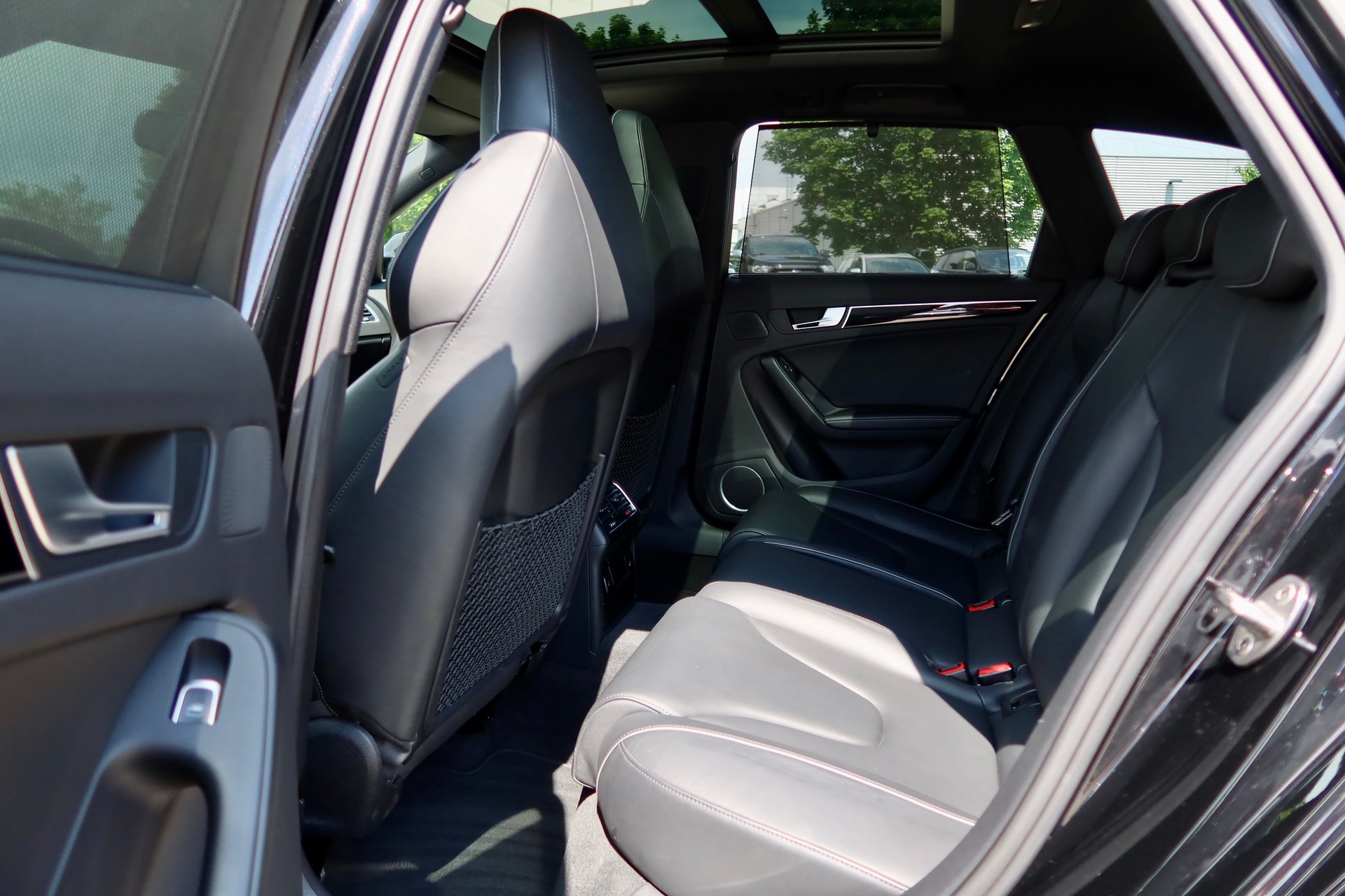 Audi RS4 Avant 4.2 FSI quattro#PANO#ACC#KEY-GO#B&O##1HAND# – Bild 16