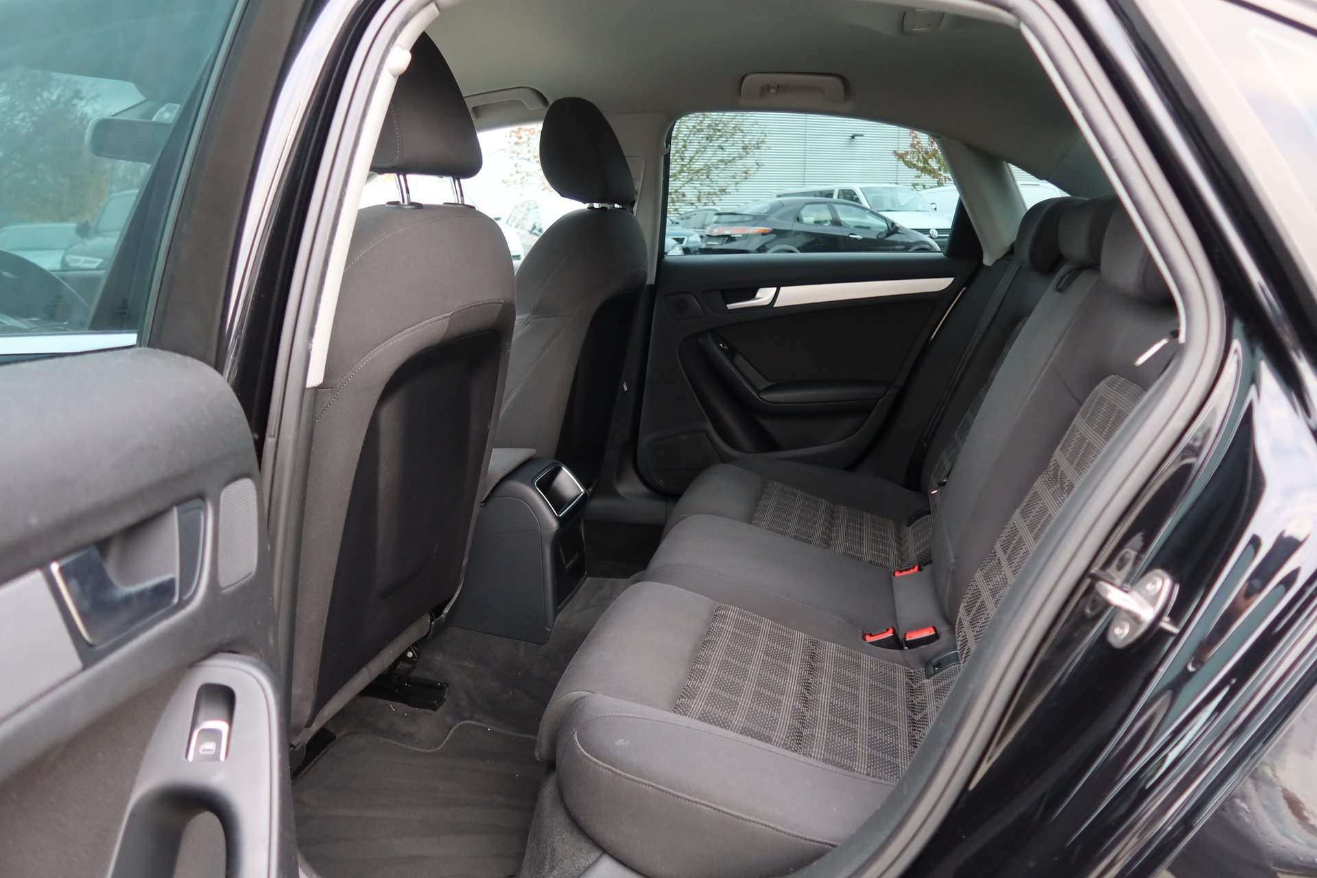 Audi A4 Ambition S-Line SPORT#NAVI##EUR6# !!!HAGEL!!! # – Bild 17
