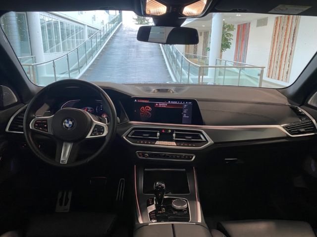 BMW X5 xDrive 30d M Sportpaket HUD Pano Navi Leder A – Bild 6