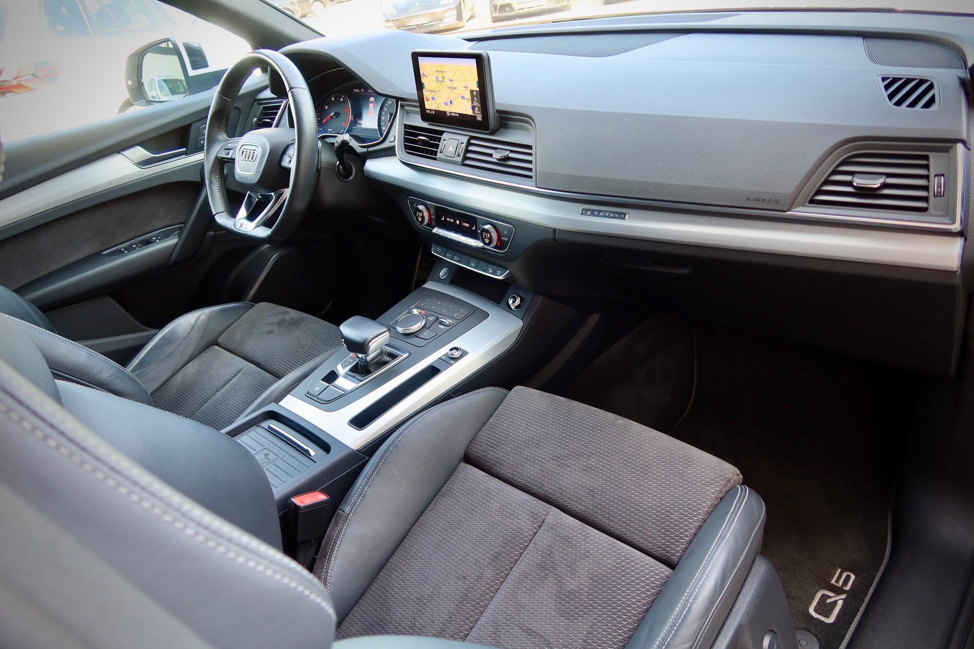 Audi Q5 40 TDI quattro#S-Line#Sport# – Bild 12