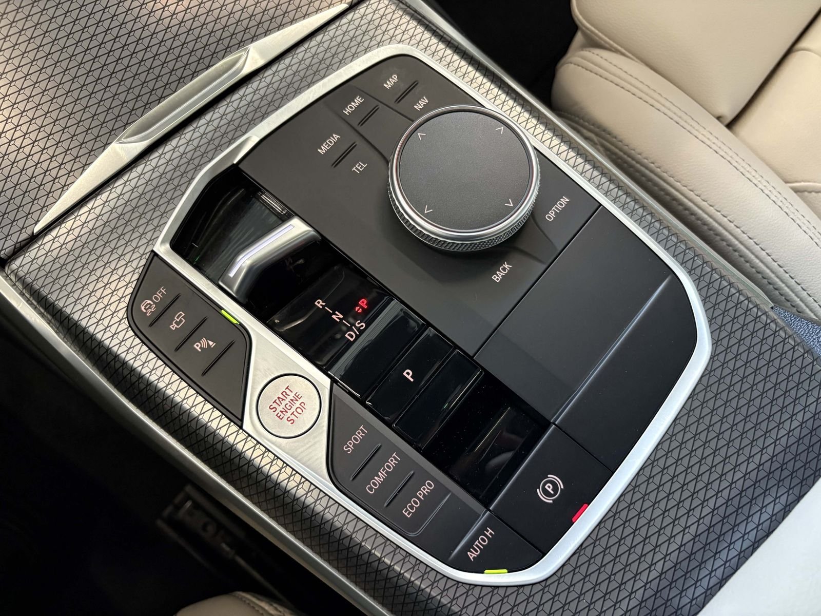 BMW M340d xDrive M Sport Pro DA Prof PA+ HuD H/K 19" – Bild 16