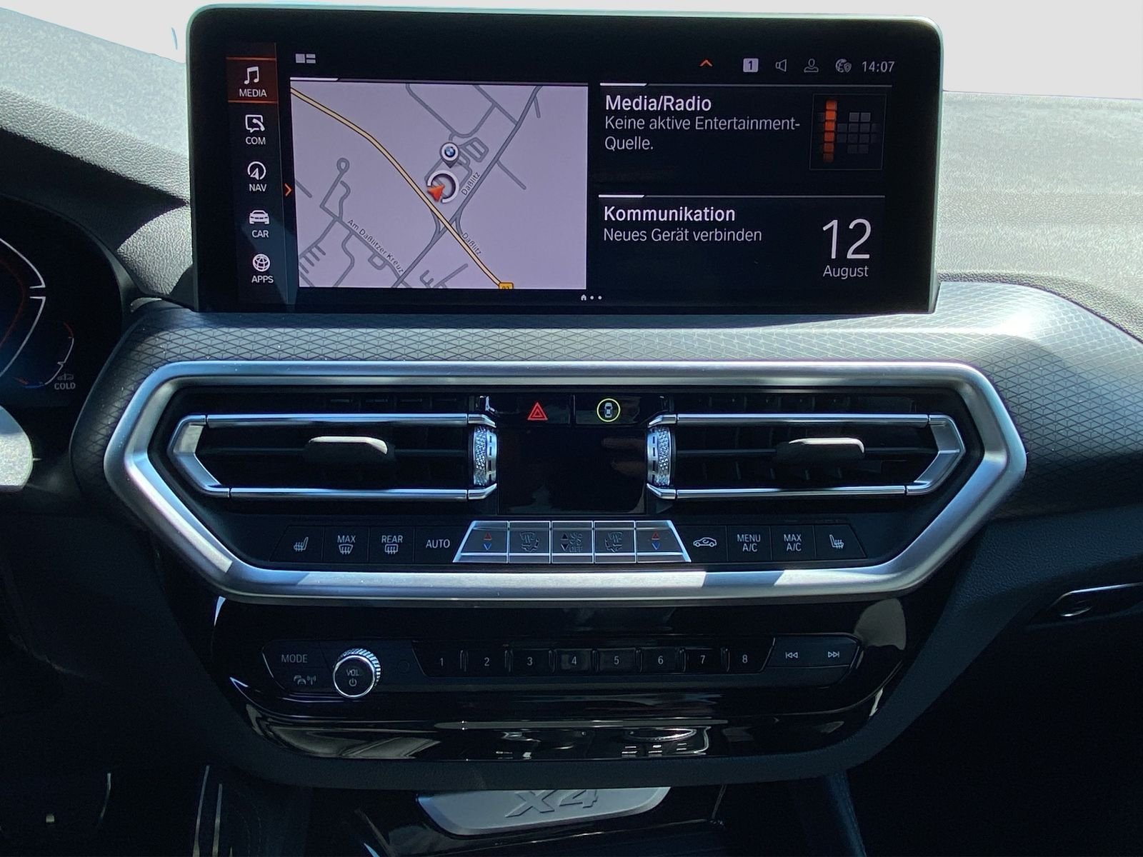 BMW X4 xDrive20d ///M-Sport SAG SpurAss StHzg – Bild 13