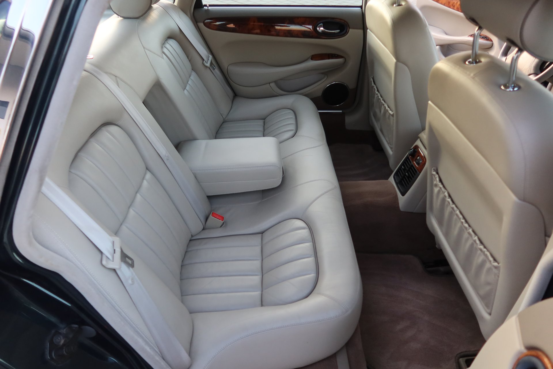 Jaguar XJ 4.0 Sovereign# SEHR GEPFLEGT# – Bild 22