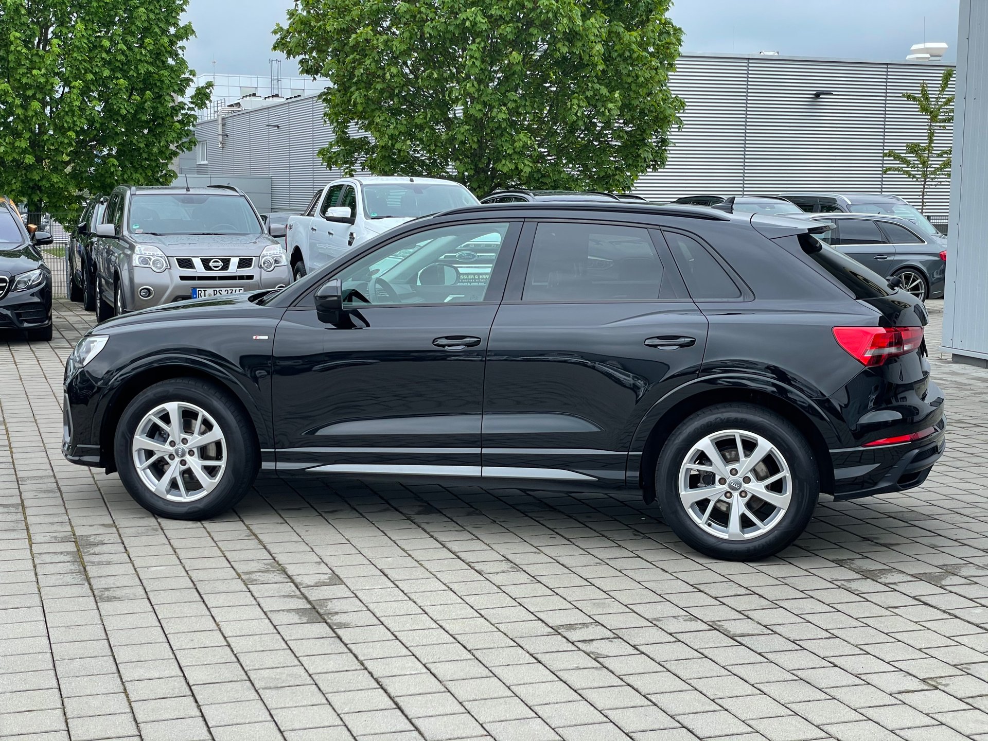 Audi Q3 35 TDI S line/StandH/ LED/Virtual/AHK/TOP – Bild 10