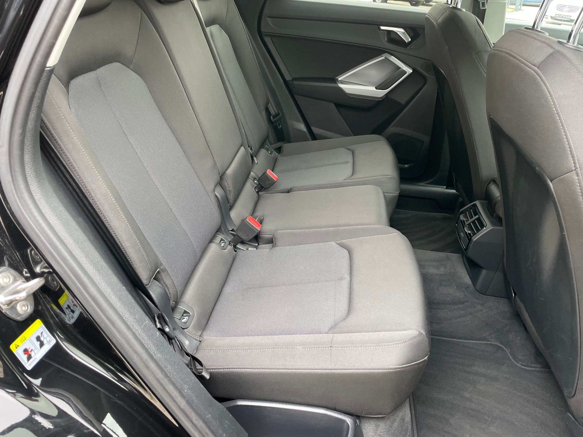 Audi Q3 35 TDI S line/StandH/ LED/Virtual/AHK/TOP – Bild 26