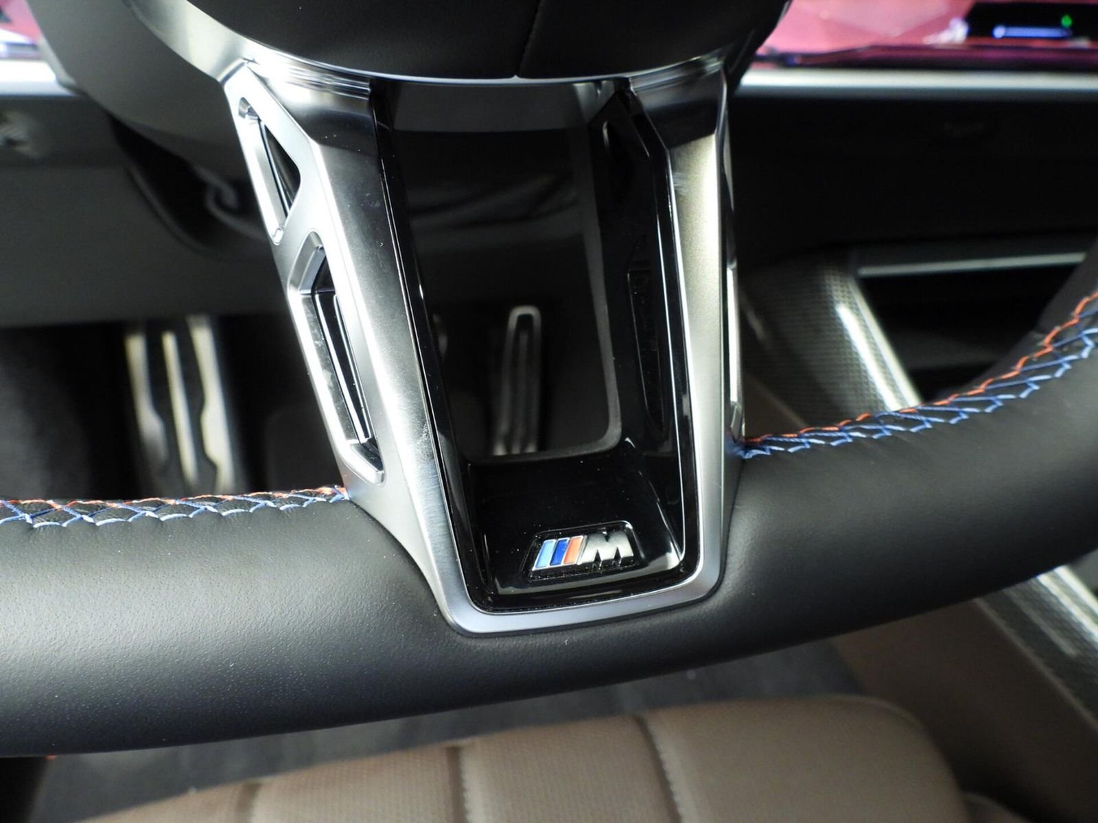 BMW i7 M70 xDrive | M-Sportpakket | Kristalkoplampen – Bild 26