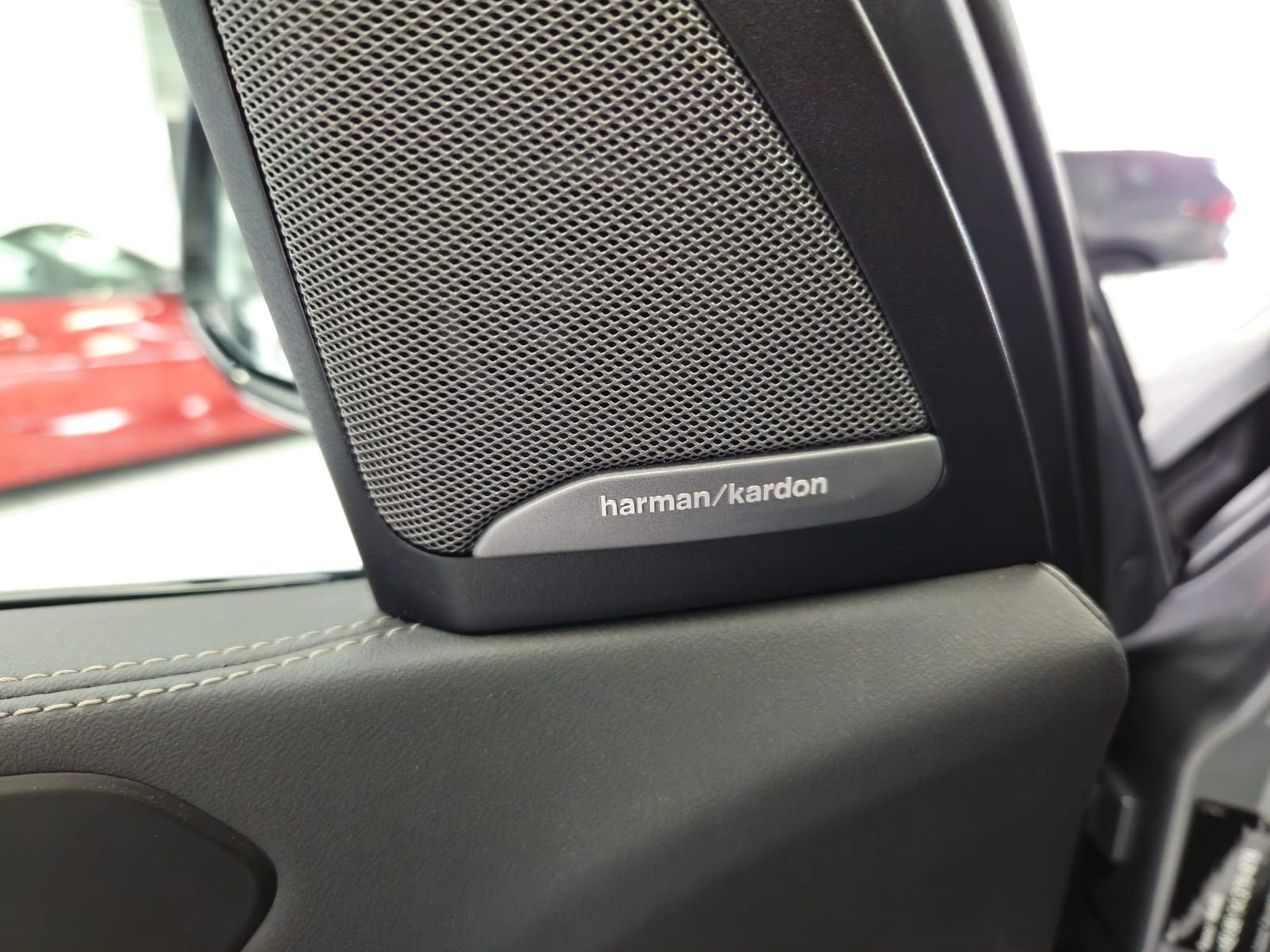 BMW X5 xD40i M Sport*PANO*SOFT*STHZG*7-SITZ*AHK*360° – Bild 9