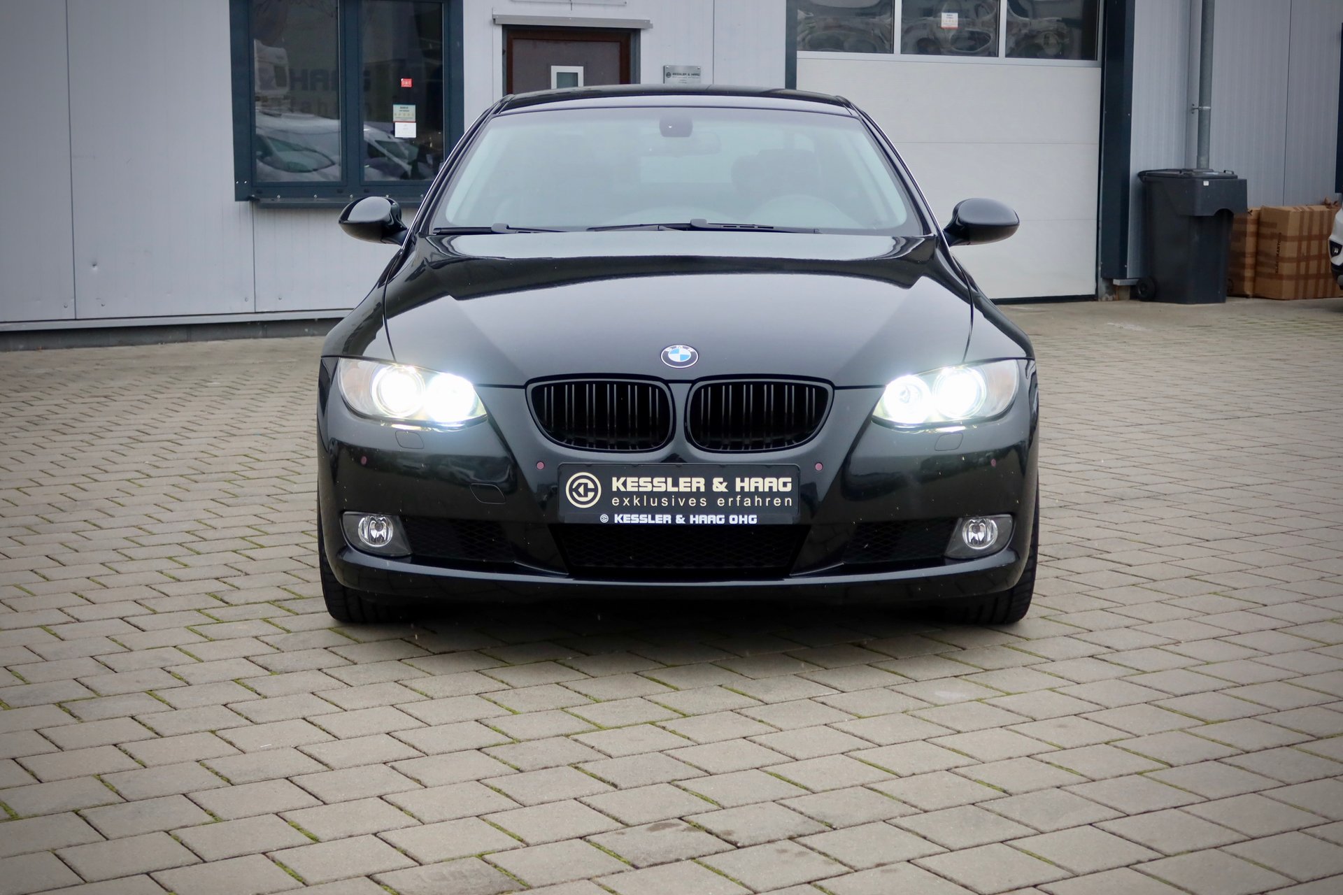 BMW 330i xDrive#SPORT#TEMP#XENON#PROFES#8xALU# – Bild 3