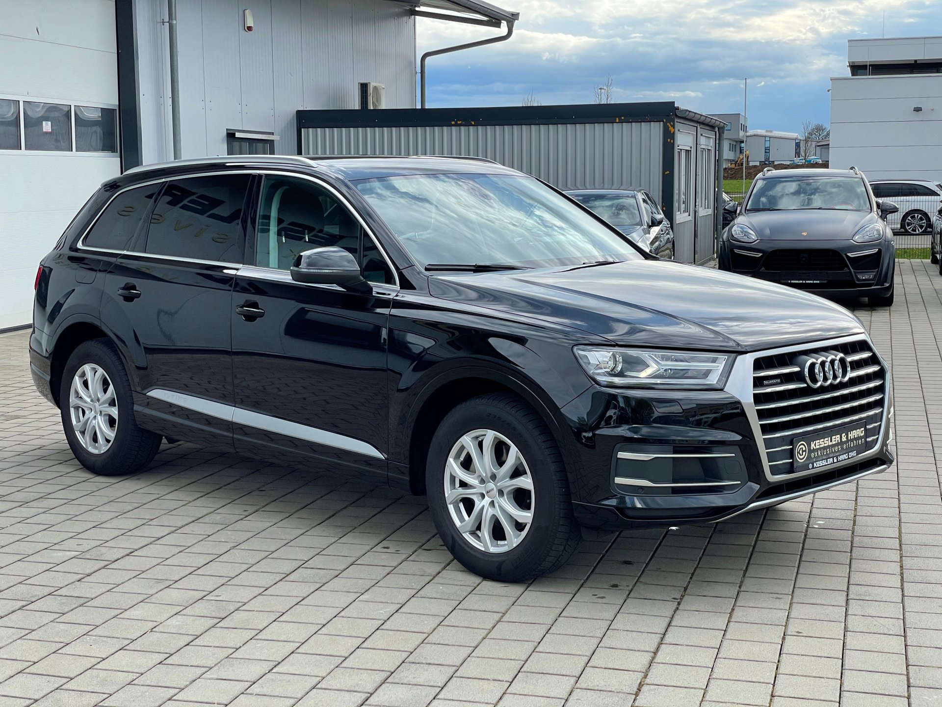 Audi Q7 3.0 TDI 4x4 ultra Xenon/Kamera/8Fach/1Hand – Bild 4