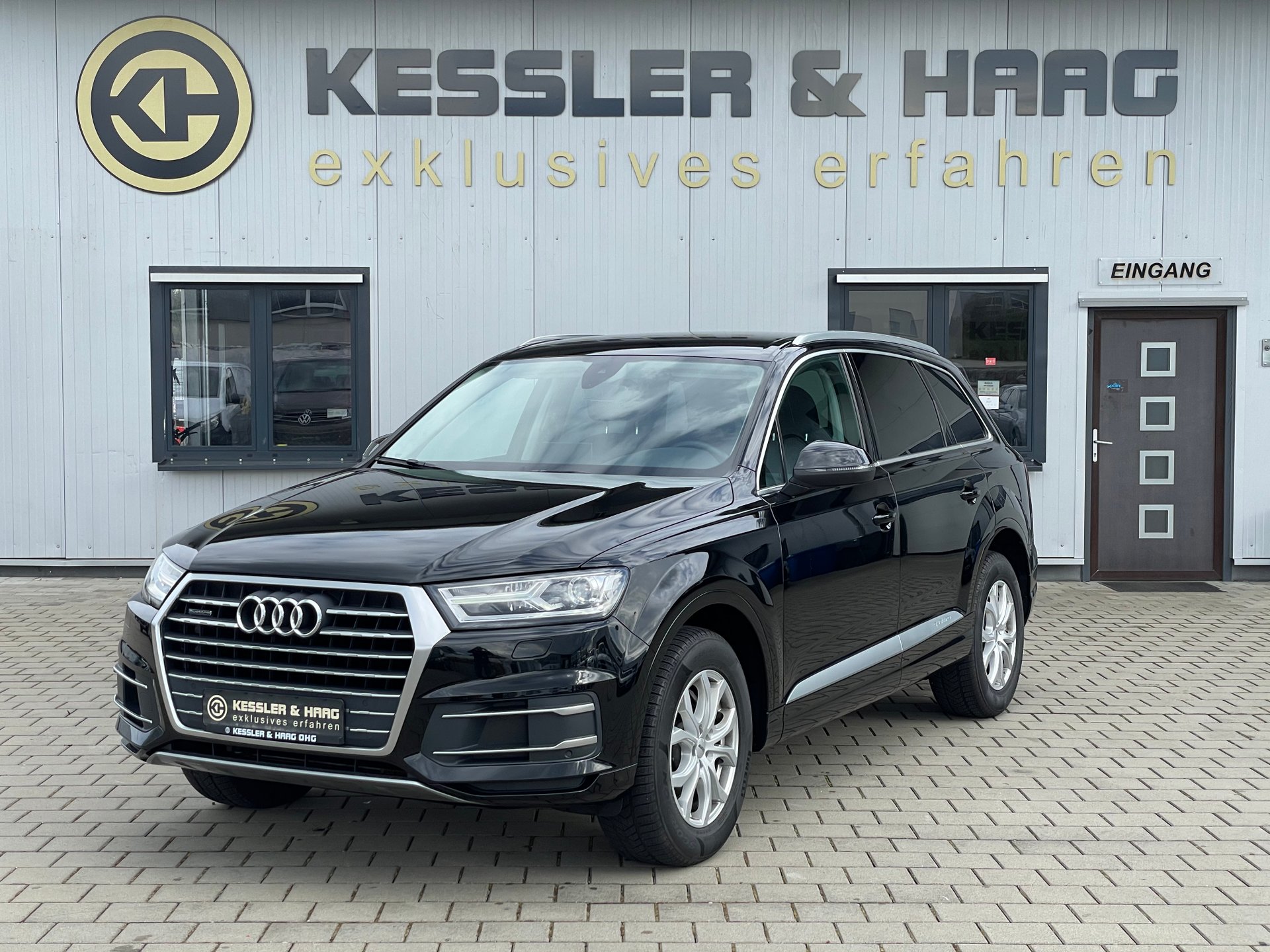 Audi Q7 3.0 TDI 4x4 ultra Xenon/Kamera/8Fach/1Hand