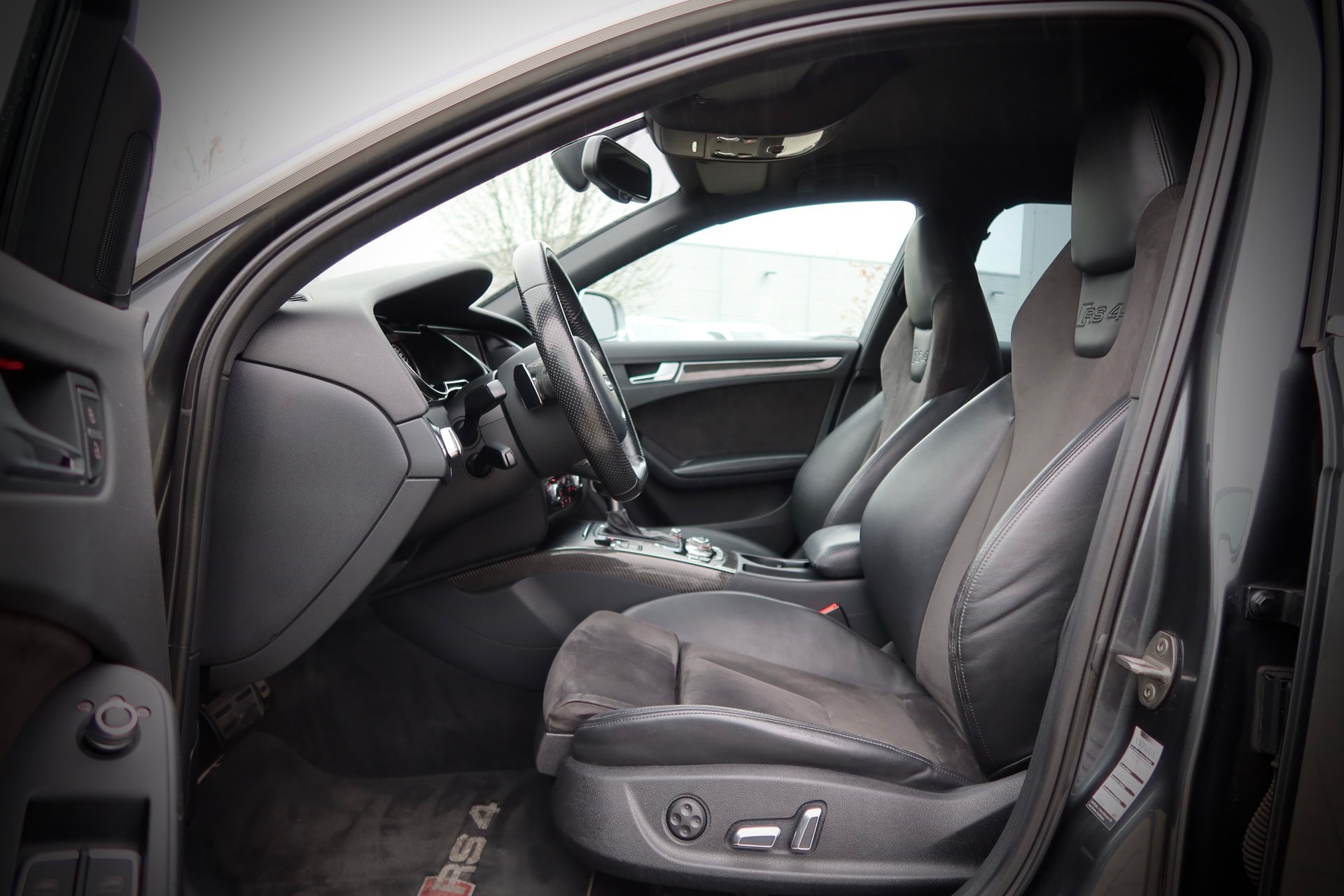 Audi RS4 S tronic#quattro#1HAND#AUDI SCHECKHEFT### – Bild 9