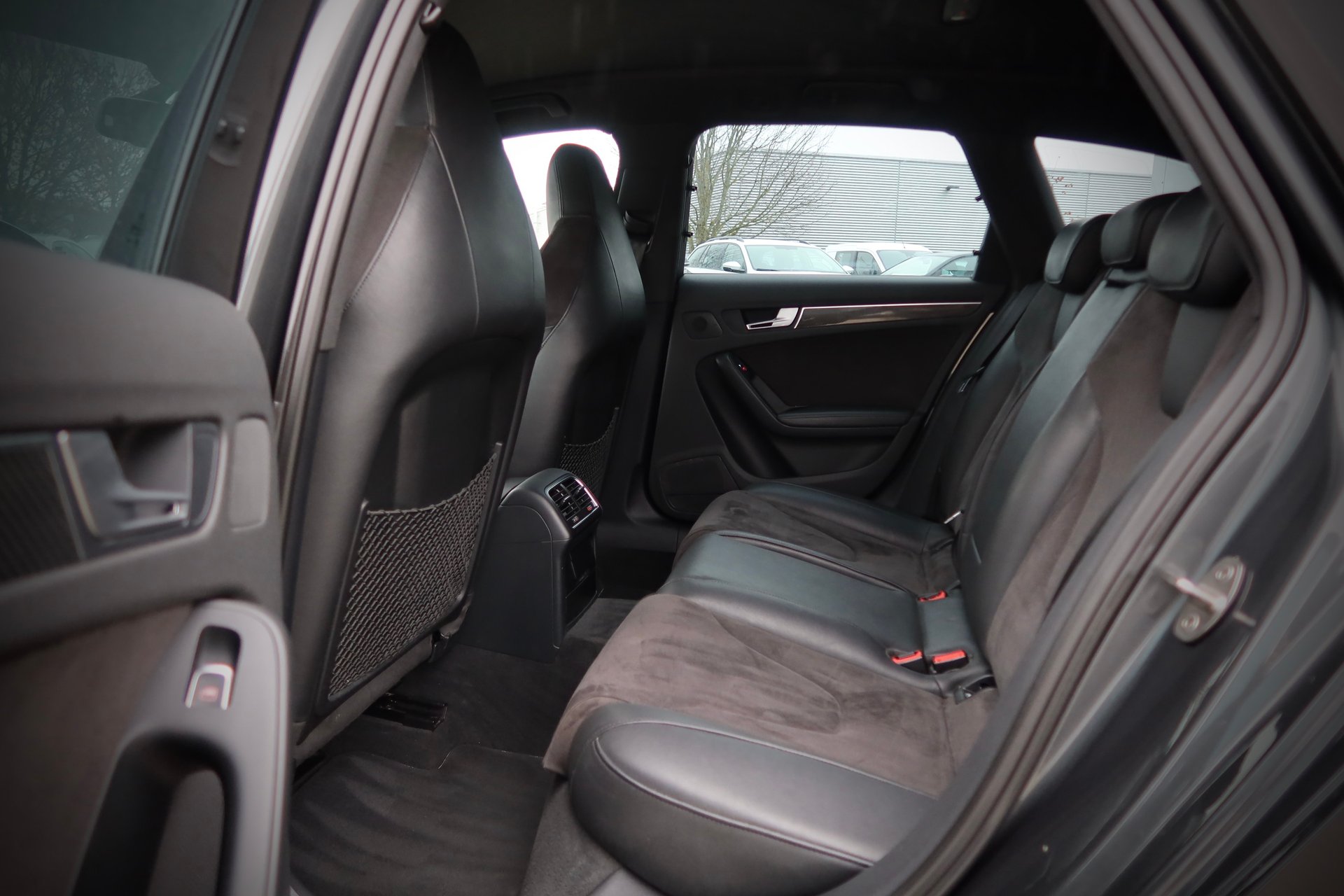 Audi RS4 S tronic#quattro#1HAND#AUDI SCHECKHEFT### – Bild 22