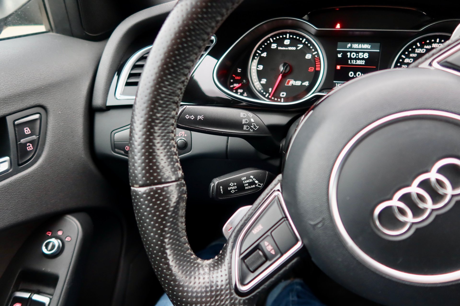 Audi RS4 S tronic#quattro#1HAND#AUDI SCHECKHEFT### – Bild 14