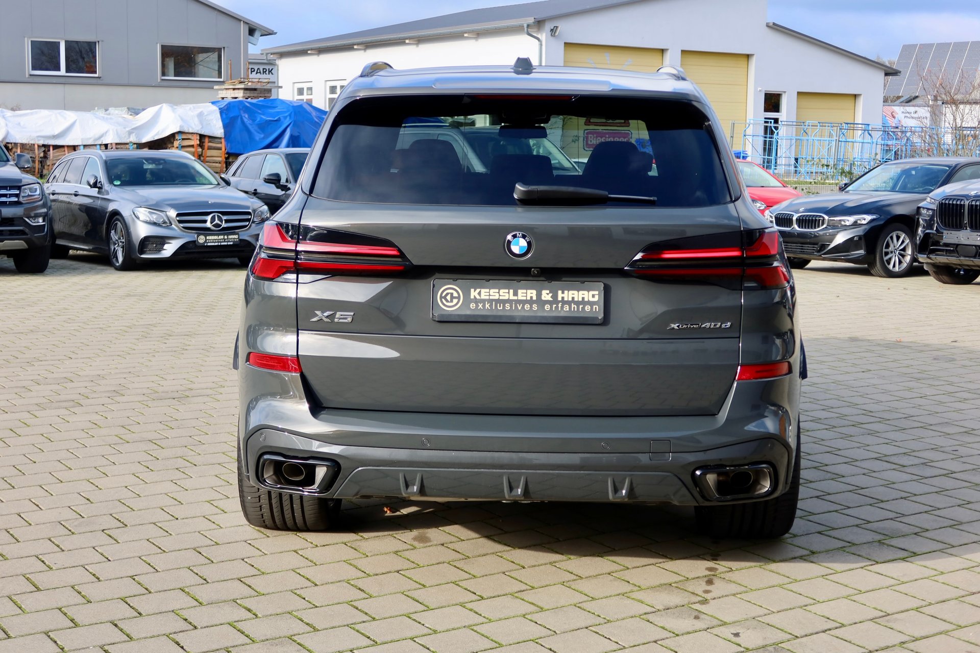 BMW X5 40d xDrive M-Sport#FULL#B&W#SKY#CARBON#ADAPTIV# – Bild 6