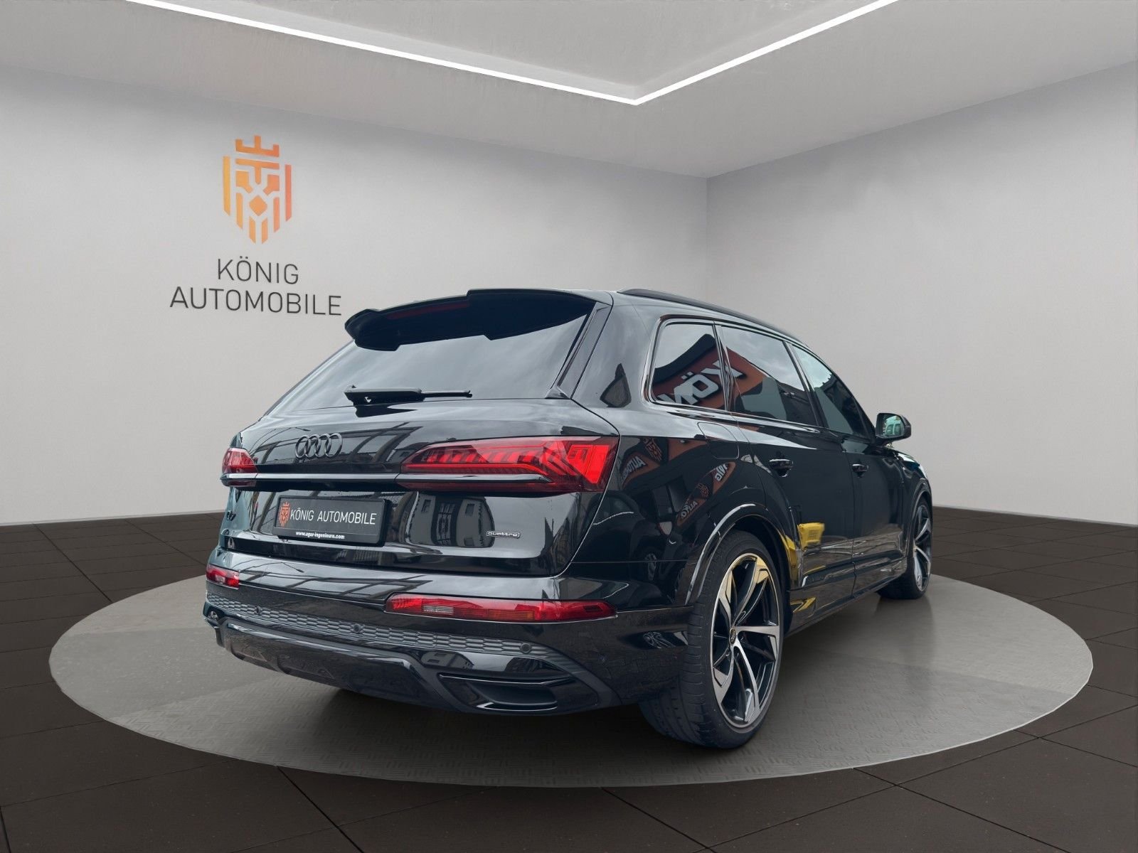 Audi Q7 45 TDI quattro competition plus/1.HAND/S-LINE – Bild 6