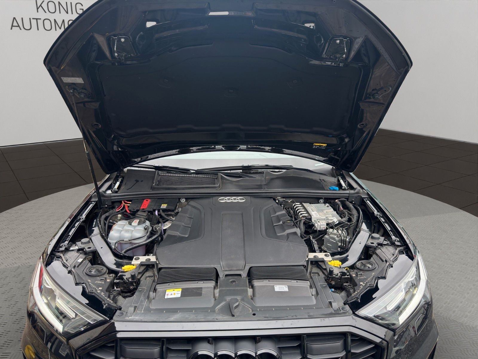 Audi Q7 45 TDI quattro competition plus/1.HAND/S-LINE – Bild 10