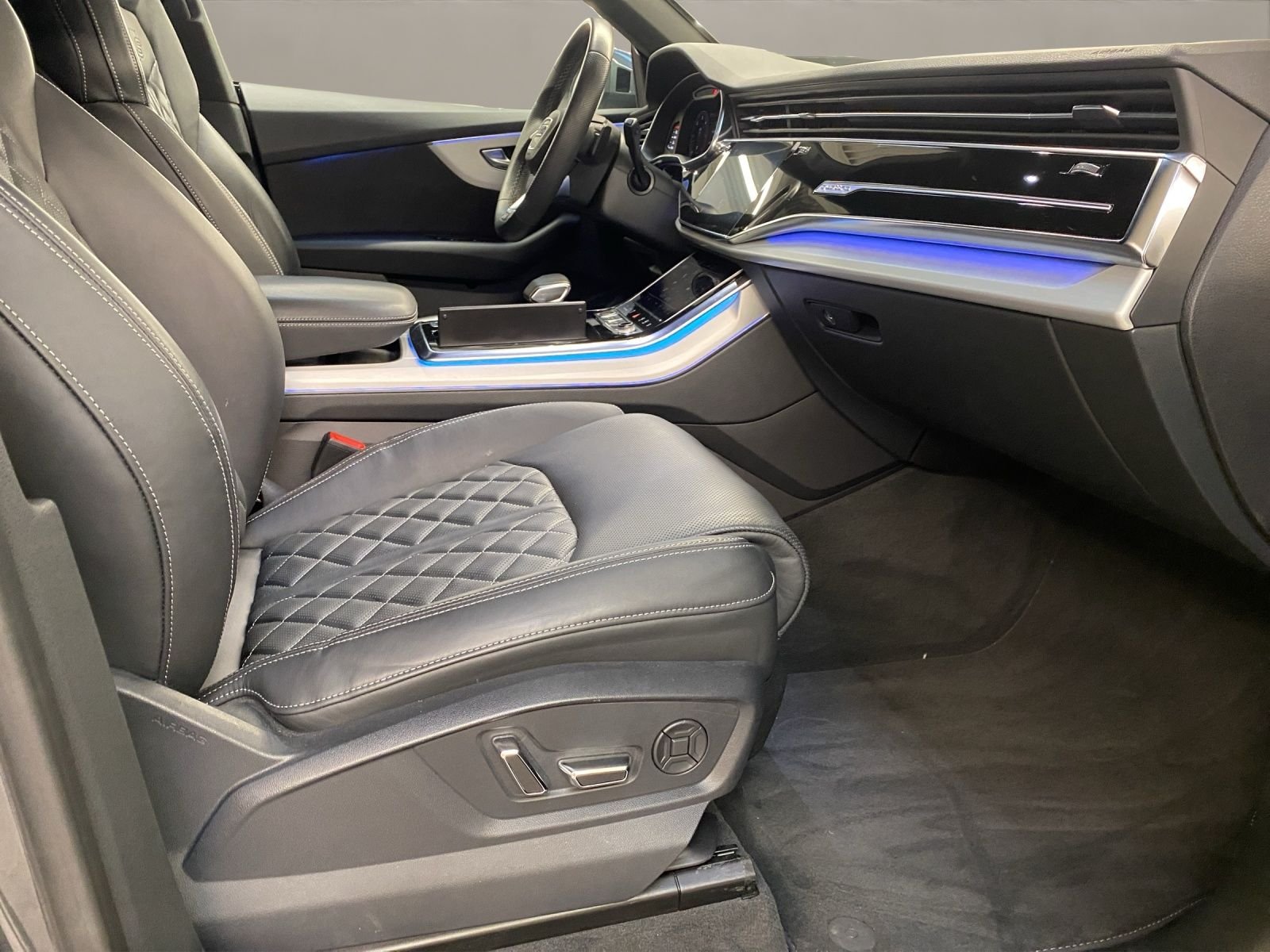 Audi Q8 50 TDI quattro – Bild 15