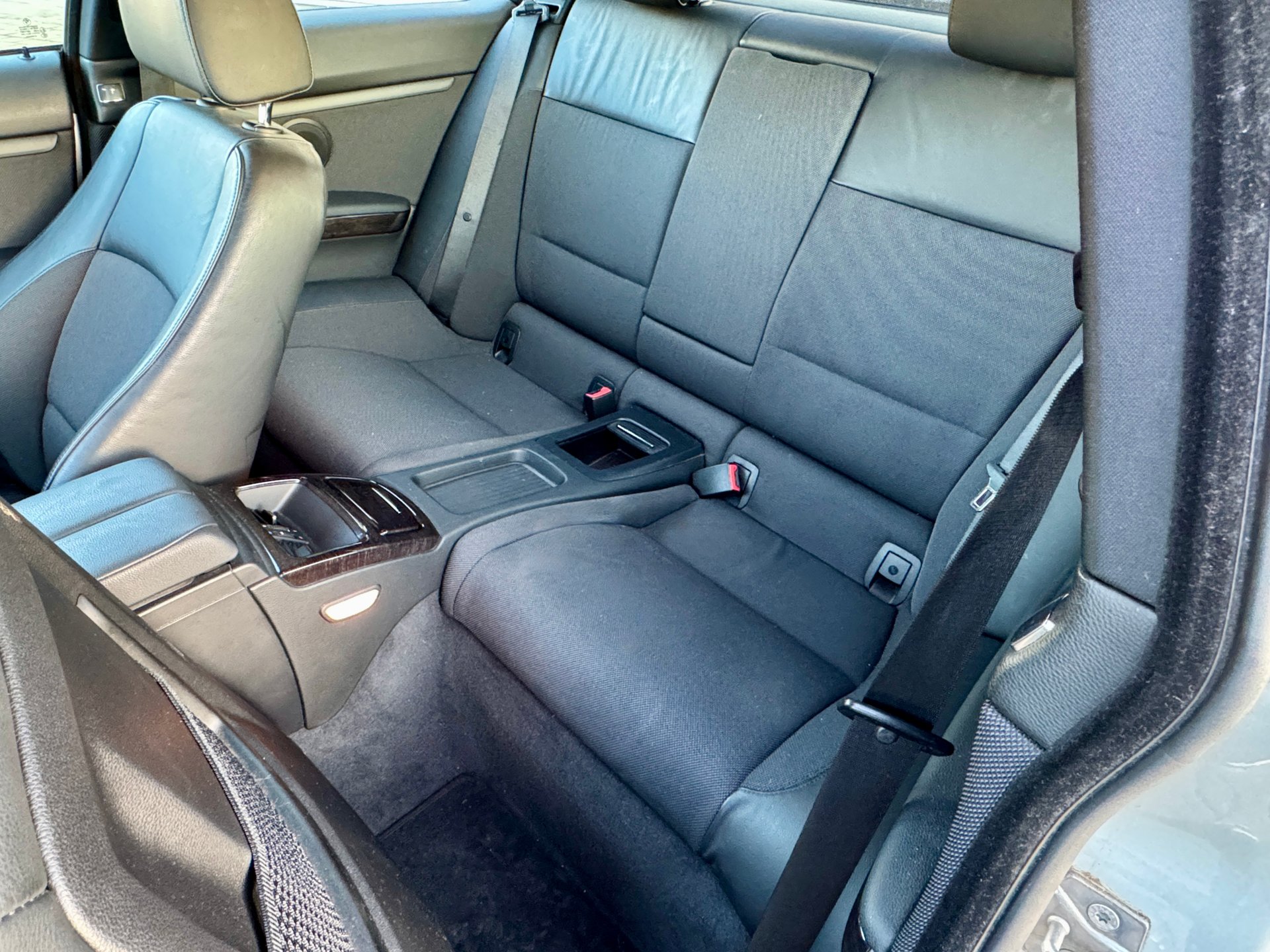 BMW 320i Harman-Kardon/Xenon/Navi/ – Bild 17
