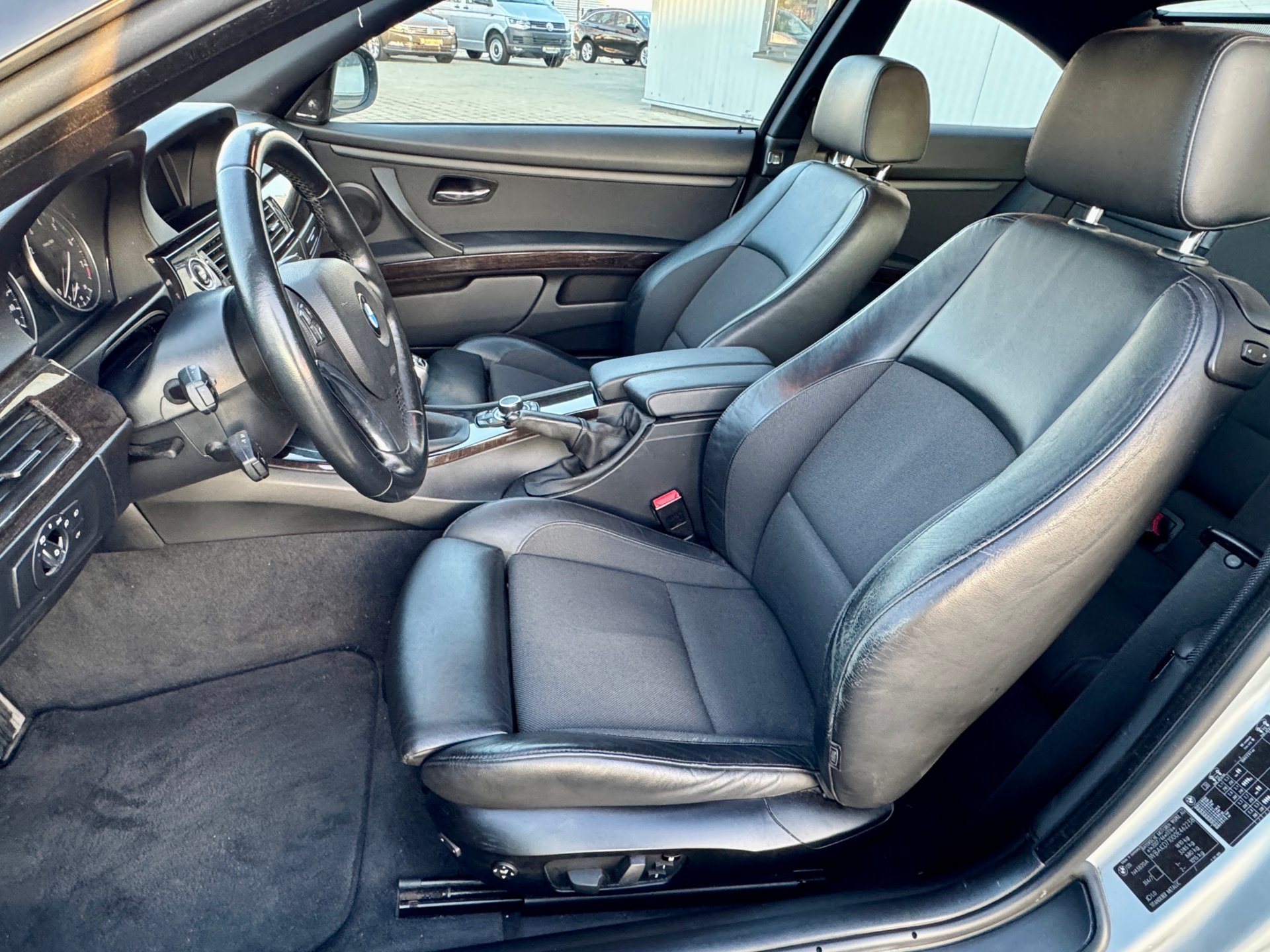 BMW 320i Harman-Kardon/Xenon/Navi/ – Bild 16