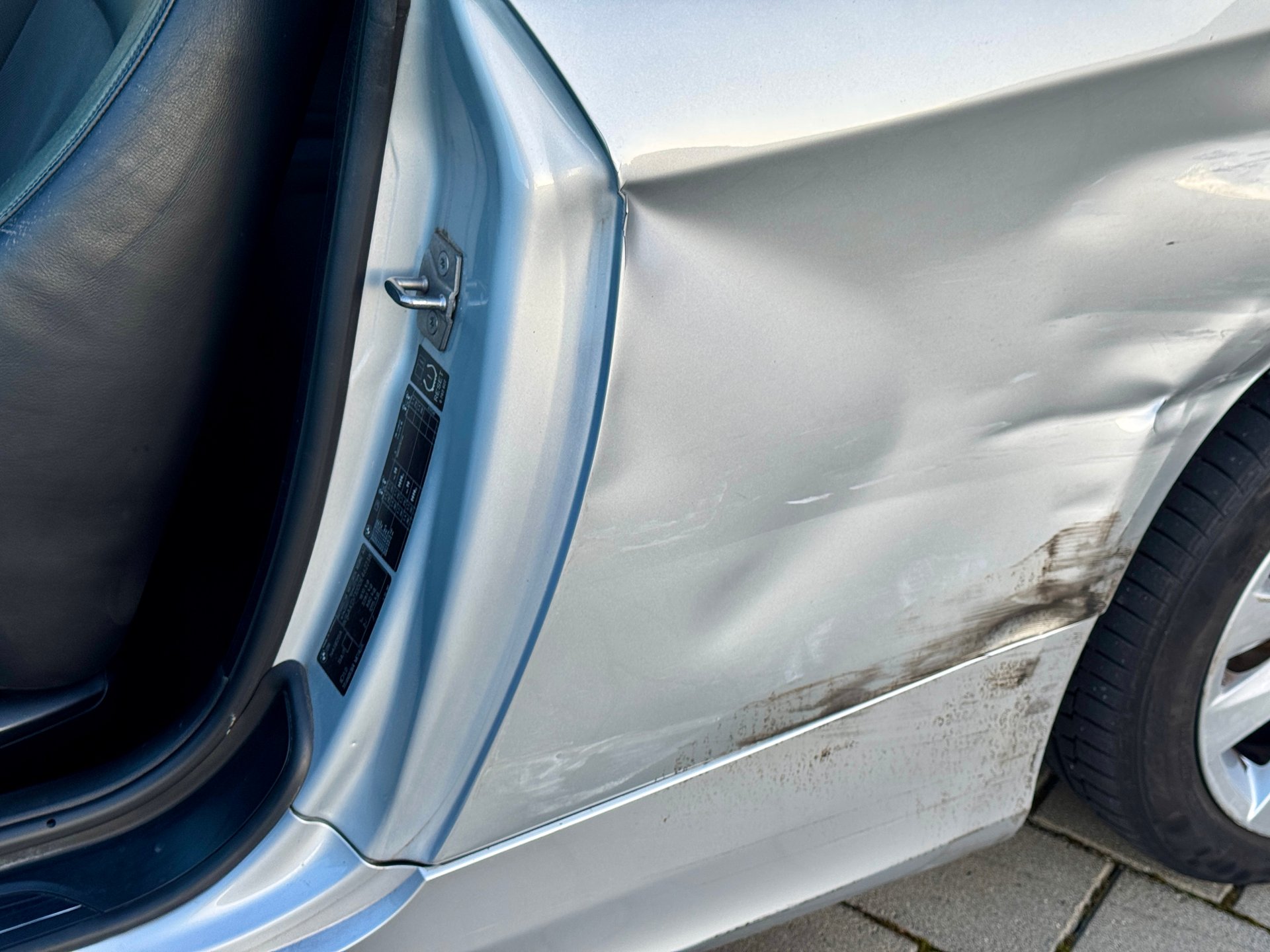 BMW 320i Harman-Kardon/Xenon/Navi/ – Bild 14